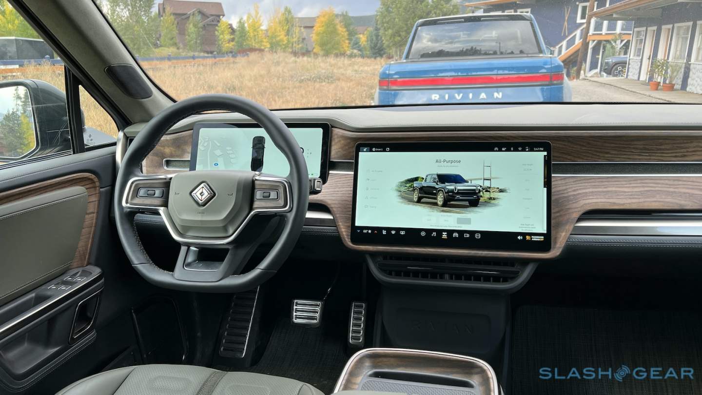 Rivian R1T R1S FOREST EDGE Rivian Interior Photos Slashgear_FE_4