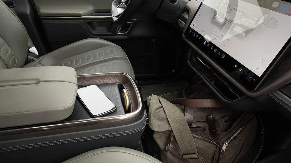 Rivian R1T R1S FOREST EDGE Rivian Interior Photos Forbes_FE_2