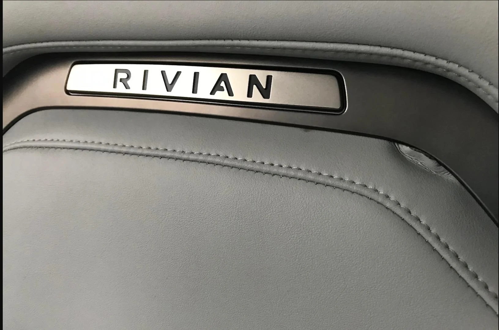 Rivian R1T R1S OCEAN COAST Rivian Interior Photos Thedrive_OC_5