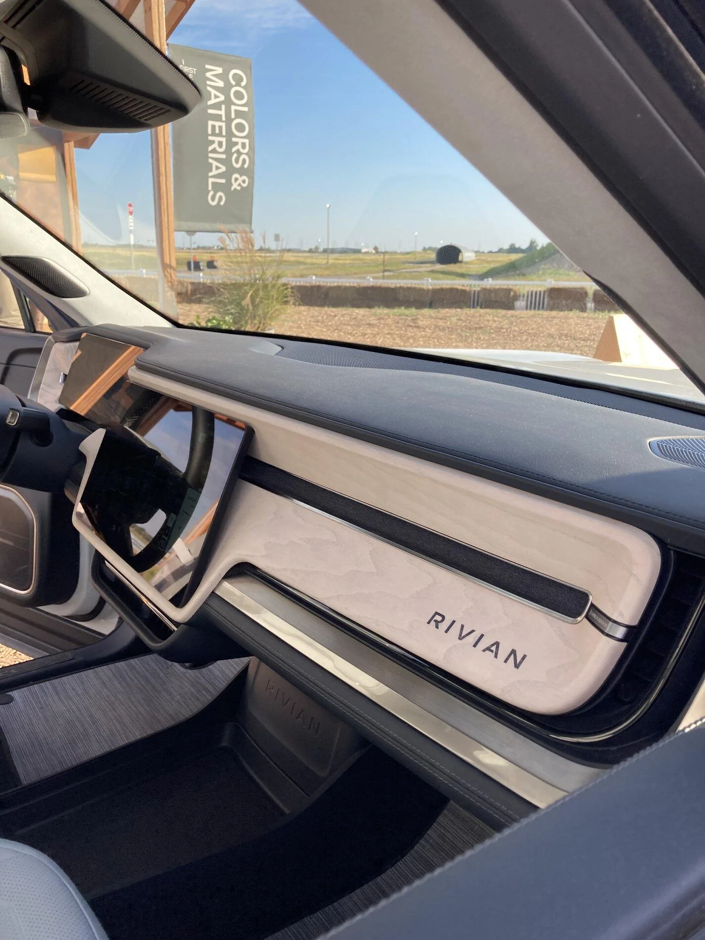 Rivian R1T R1S Did they change the wood in Ocean Coast interior? 11EC42BD-49FE-460E-9A86-F389E4F35F9F