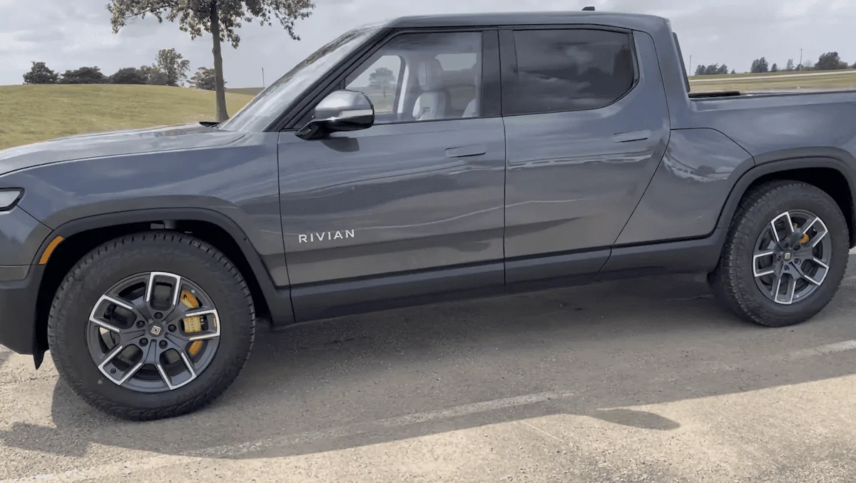 Rivian R1T R1S El CAP GRANITE Rivian Photos rivian-r1t-el-cap-granite-7-png