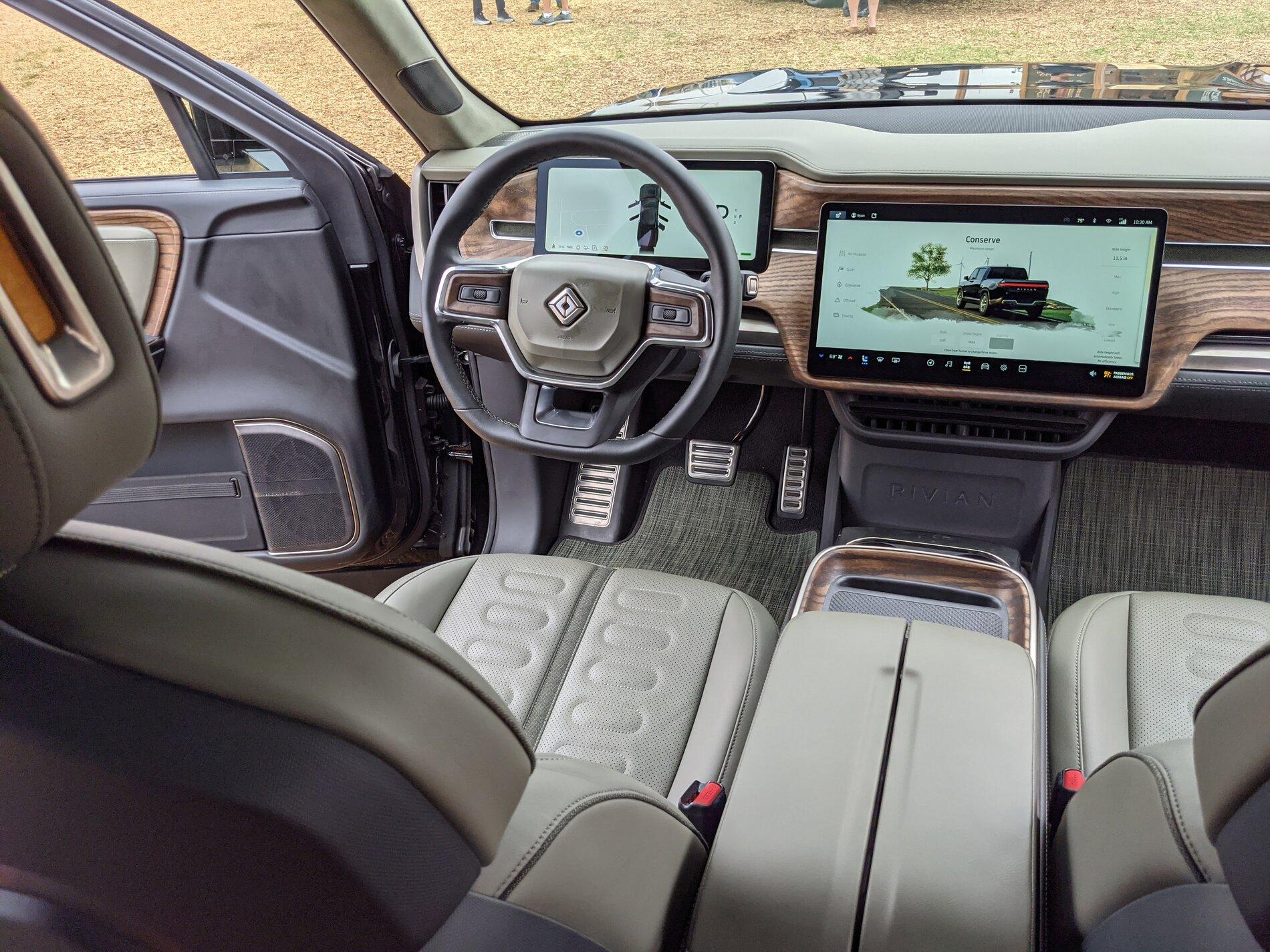 Rivian R1T R1S FOREST EDGE Rivian Interior Photos pxl_20211002_153025077-mp-