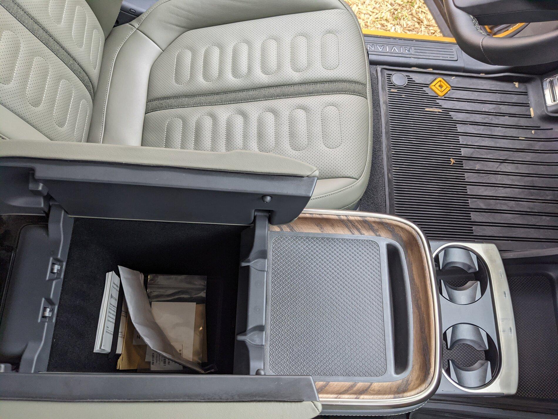 Rivian R1T R1S FOREST EDGE Rivian Interior Photos pxl_20211002_152517796-mp-