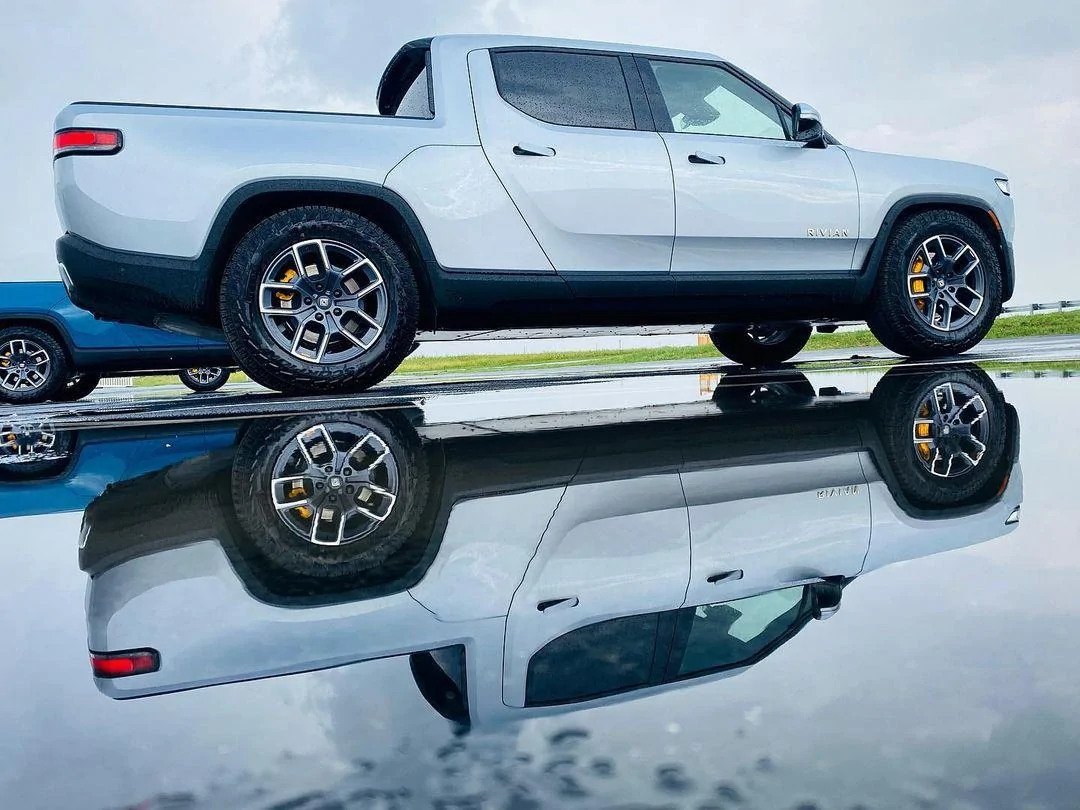 Rivian R1T R1S LA SILVER Rivian Photos LA Silver R1T Rivian