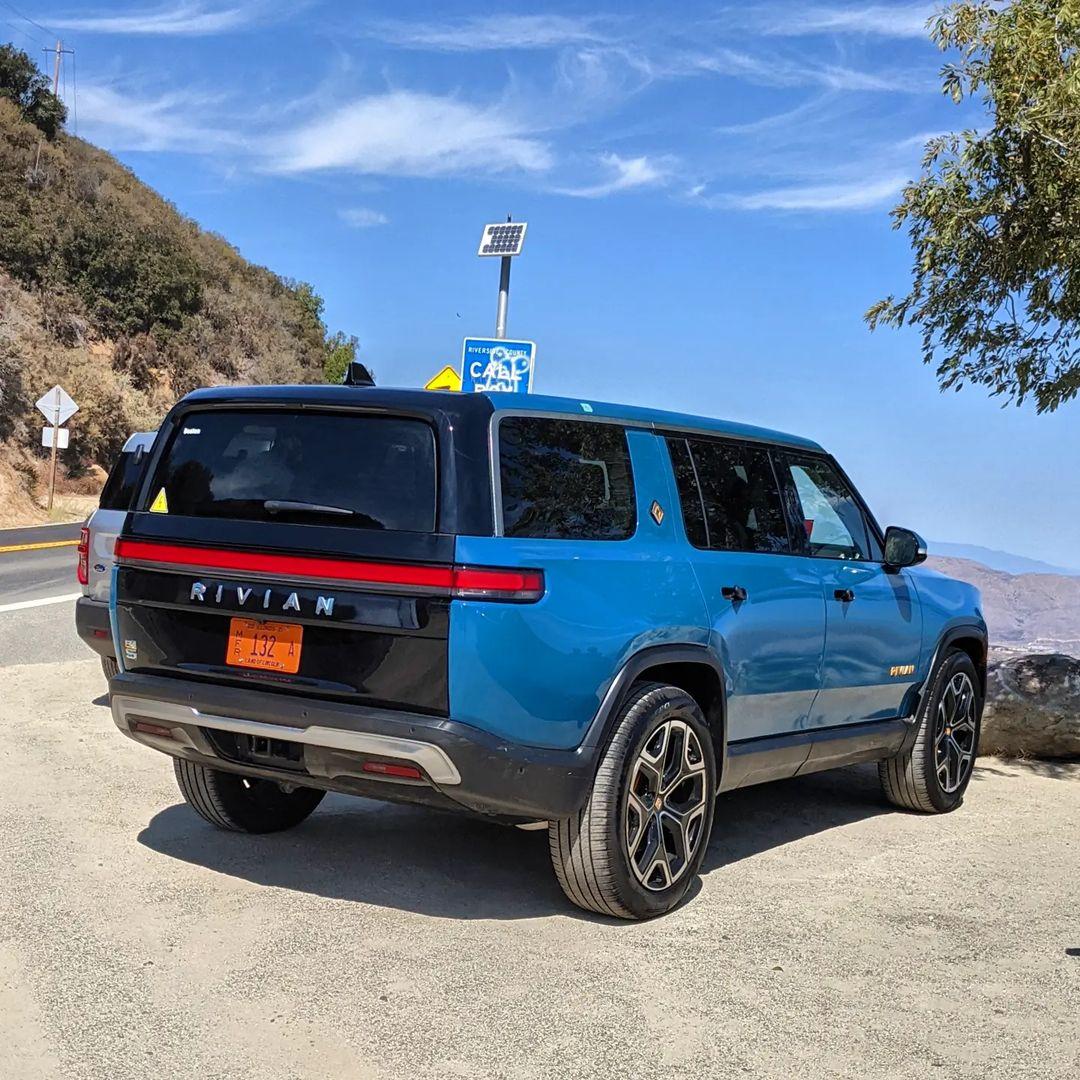 Rivian R1T R1S RIVIAN BLUE Rivian Photos Rivian Blue R1S SUV spotted