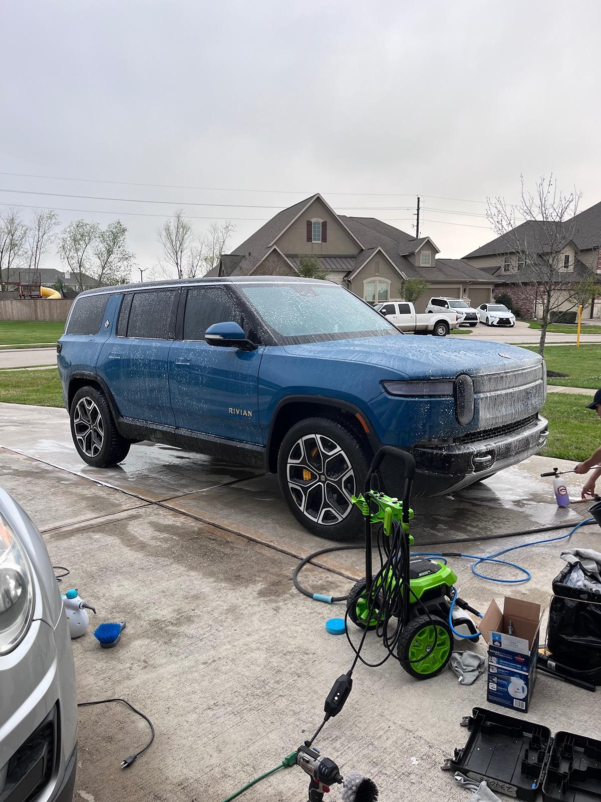 Rivian R1T R1S Rivian Clean Machine Showcase! IMG_3993