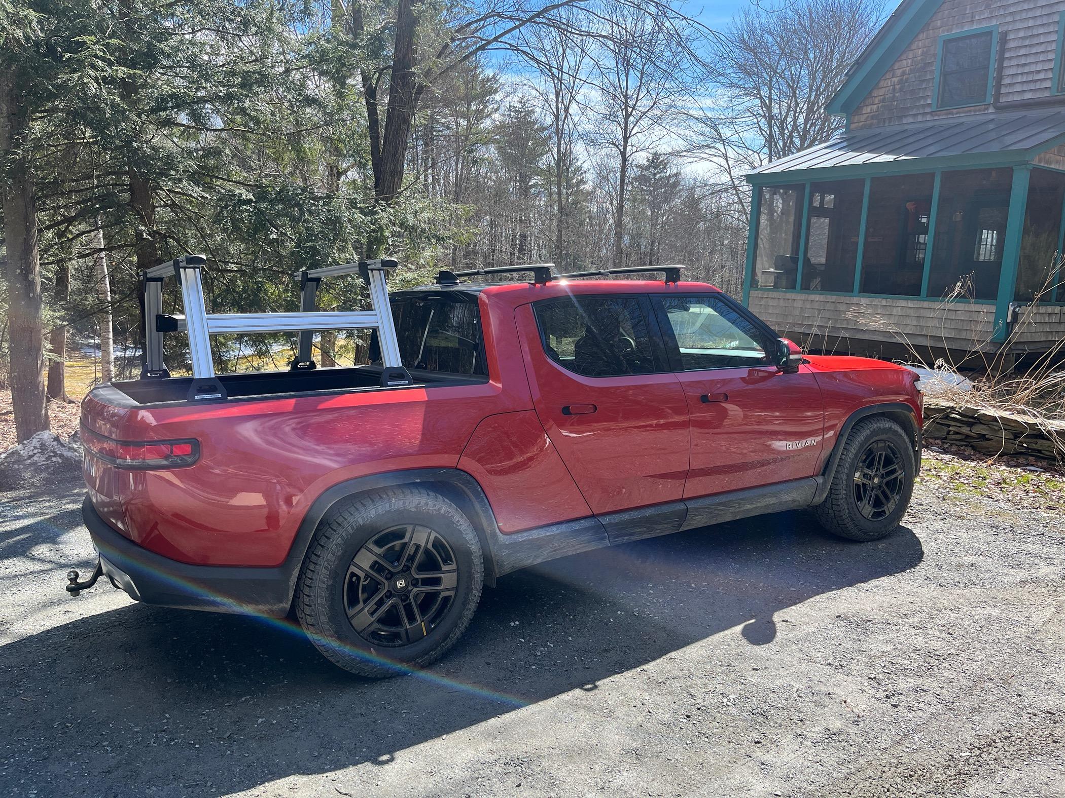 Rivian R1T R1S Mariner full/cab Height Bed Rack -- feedback / reviews? IMG_2496