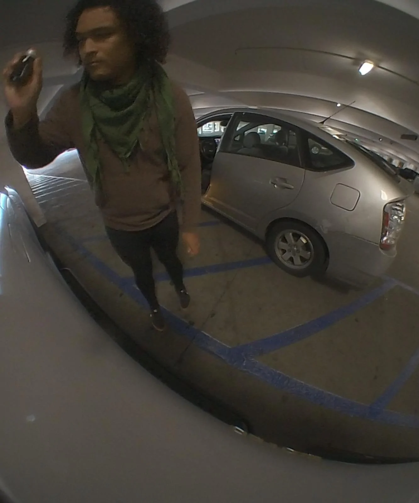 Rivian R1T R1S Vandalism on Rivian - sharing for awareness Screenshot_20240325_091951_Video Player