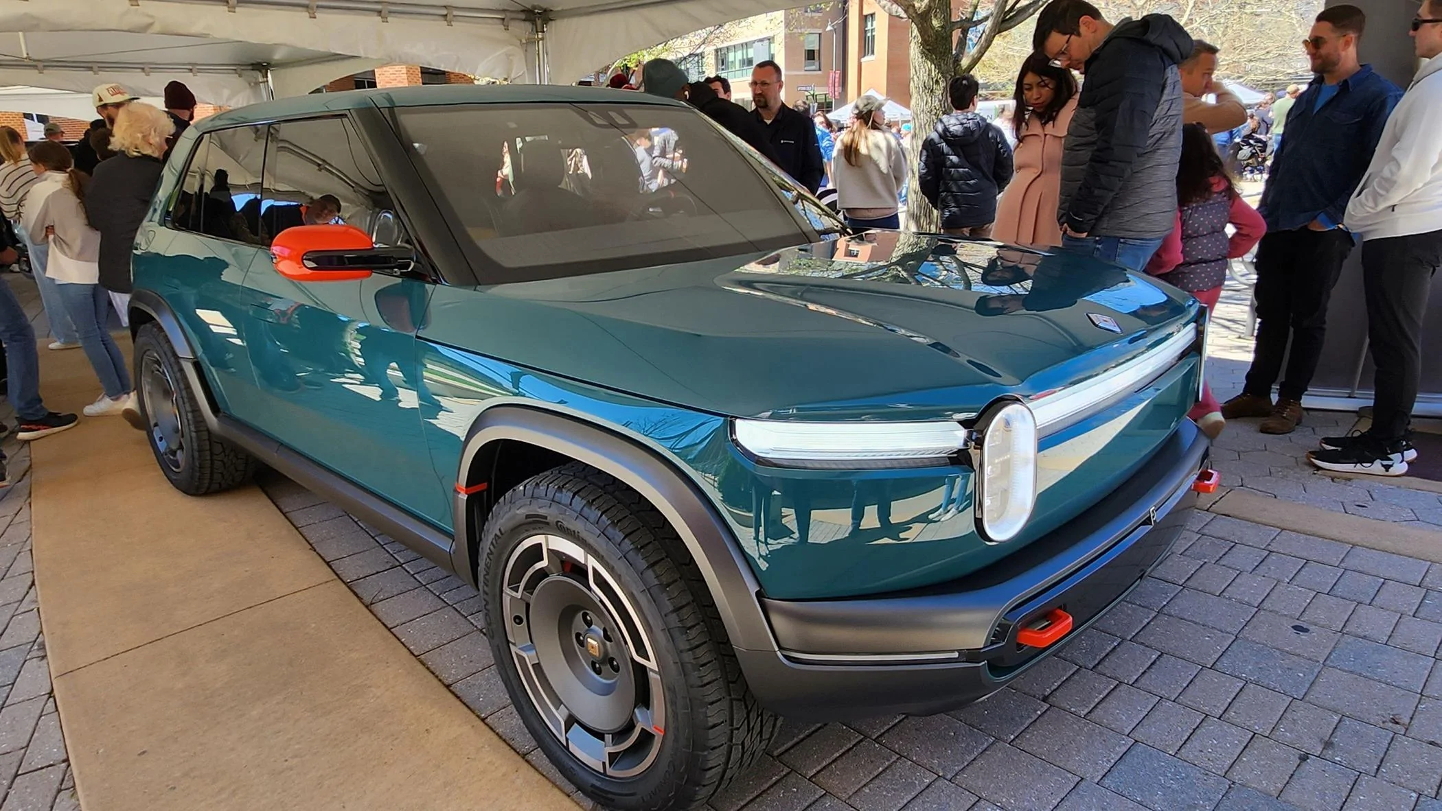 Rivian R1T R1S R2 / R3 event in Bloomington? (Update w/ Trib article) Front