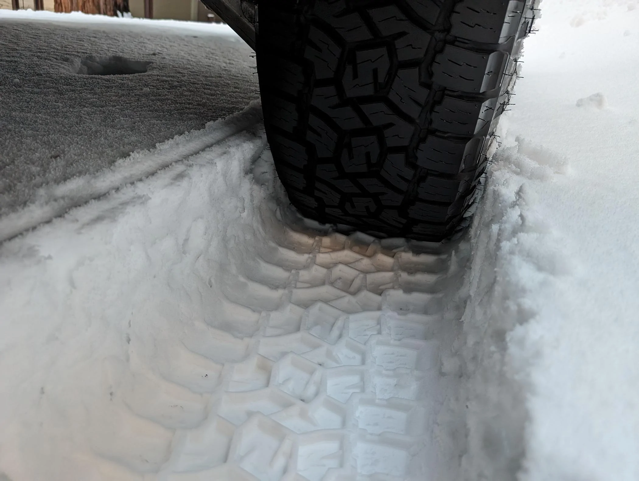 Rivian R1T R1S Toyo Open Country A/T EV tires new release PXL_20240406_020407306.MP