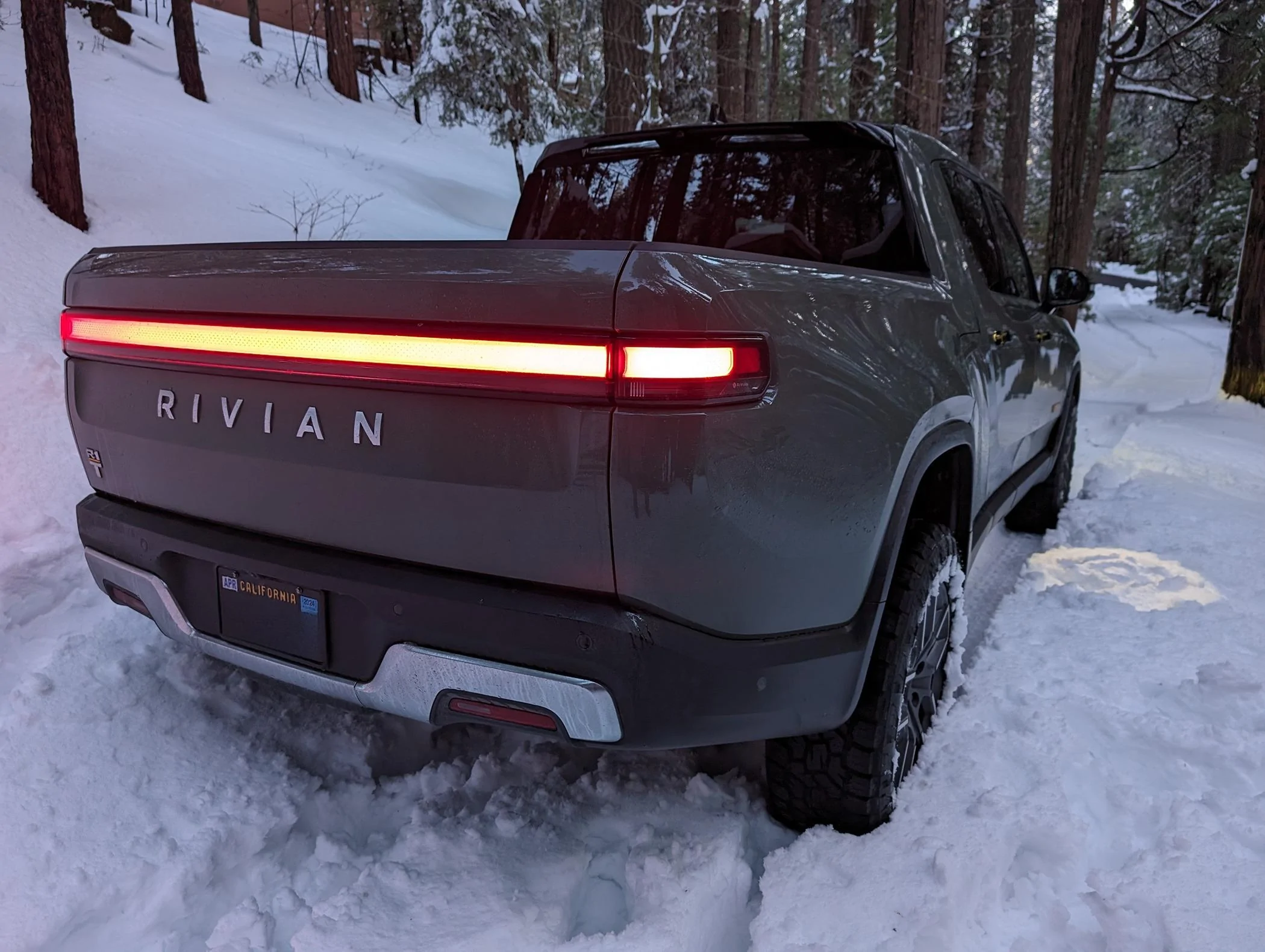 Rivian R1T R1S Toyo Open Country A/T EV tires new release PXL_20240406_022948807.MP~2