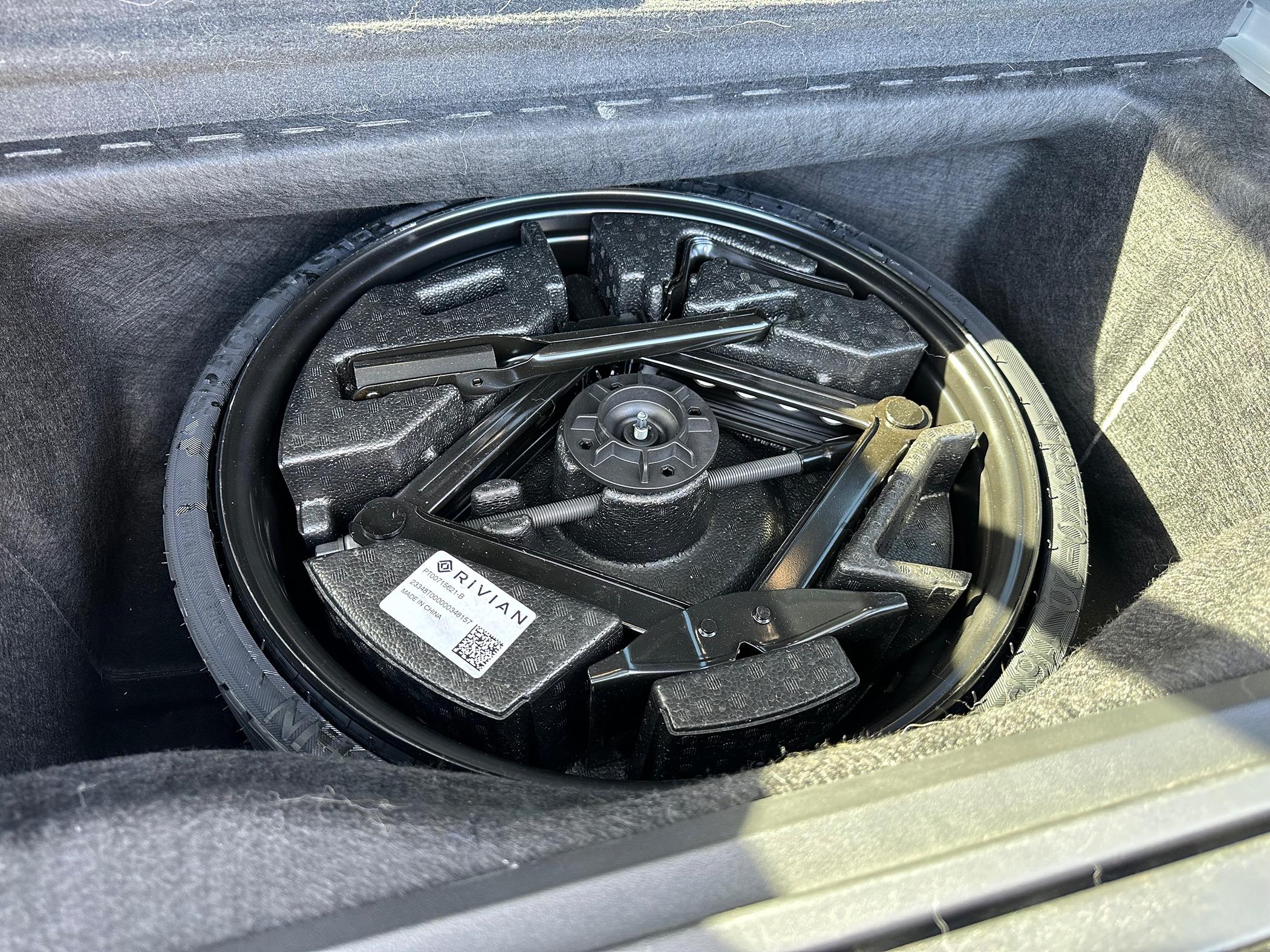 Rivian R1T R1S R1S Spare Tire?! IMG_3432