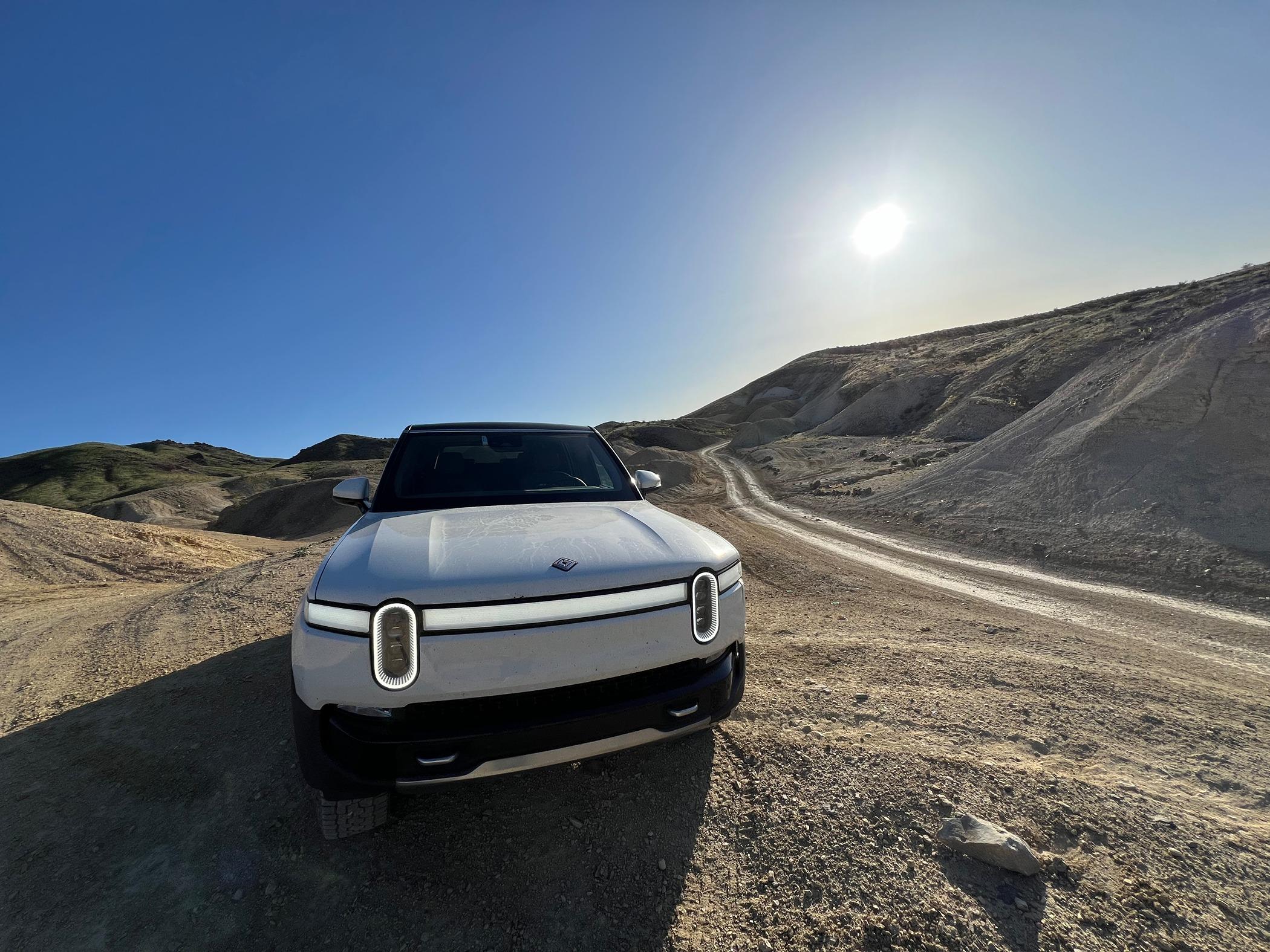 Rivian R1T R1S Random Rivian Photos of the Day - Post Yours! 📸 IMG_7276