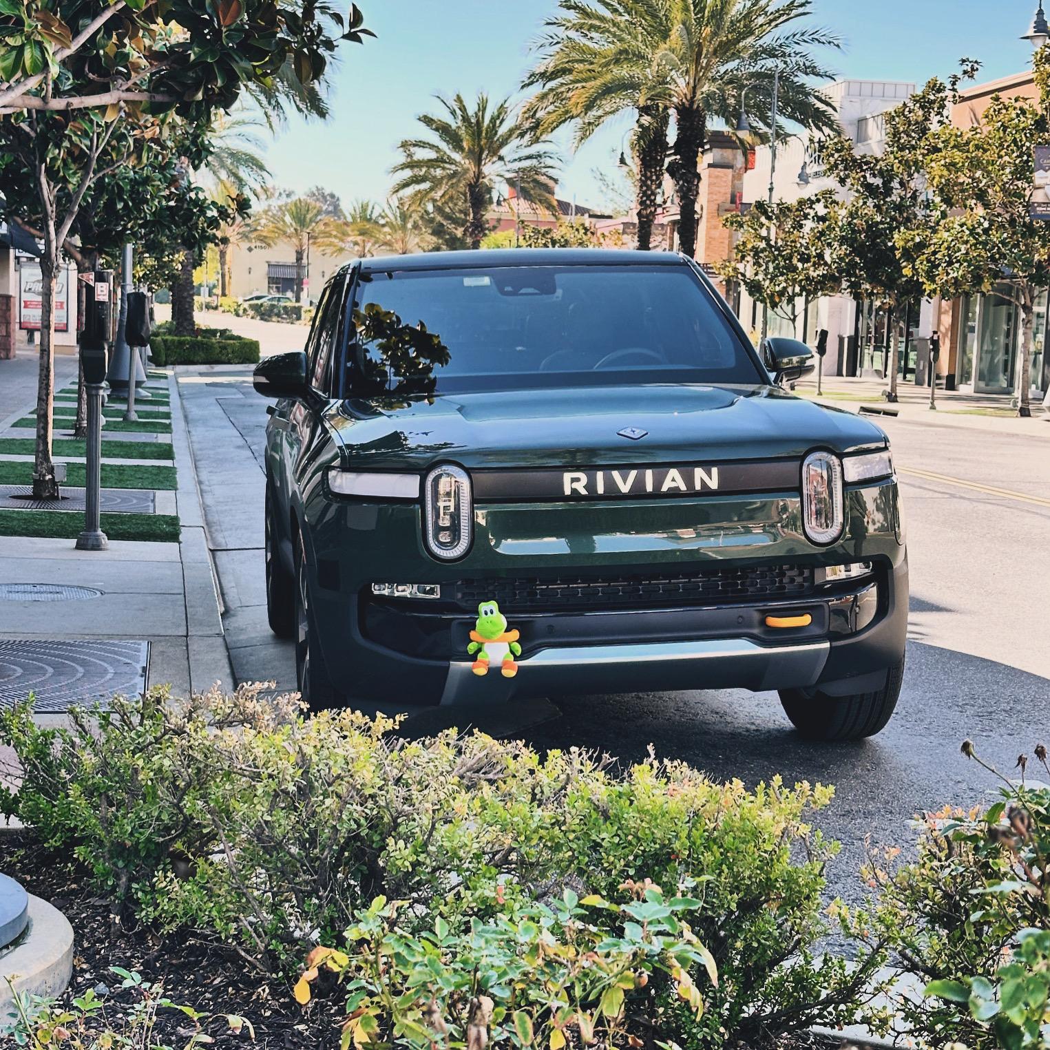 Rivian R1T R1S Random Rivian Photos of the Day - Post Yours! 📸 F59A9D6F-8229-4541-AF75-88991A0E2F43