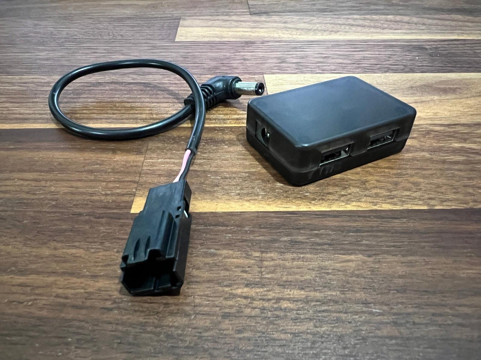 Rivian R1T R1S NEW - RIVIPARTS Ultimate MagSafe Charging Pad Kit IMG_2145