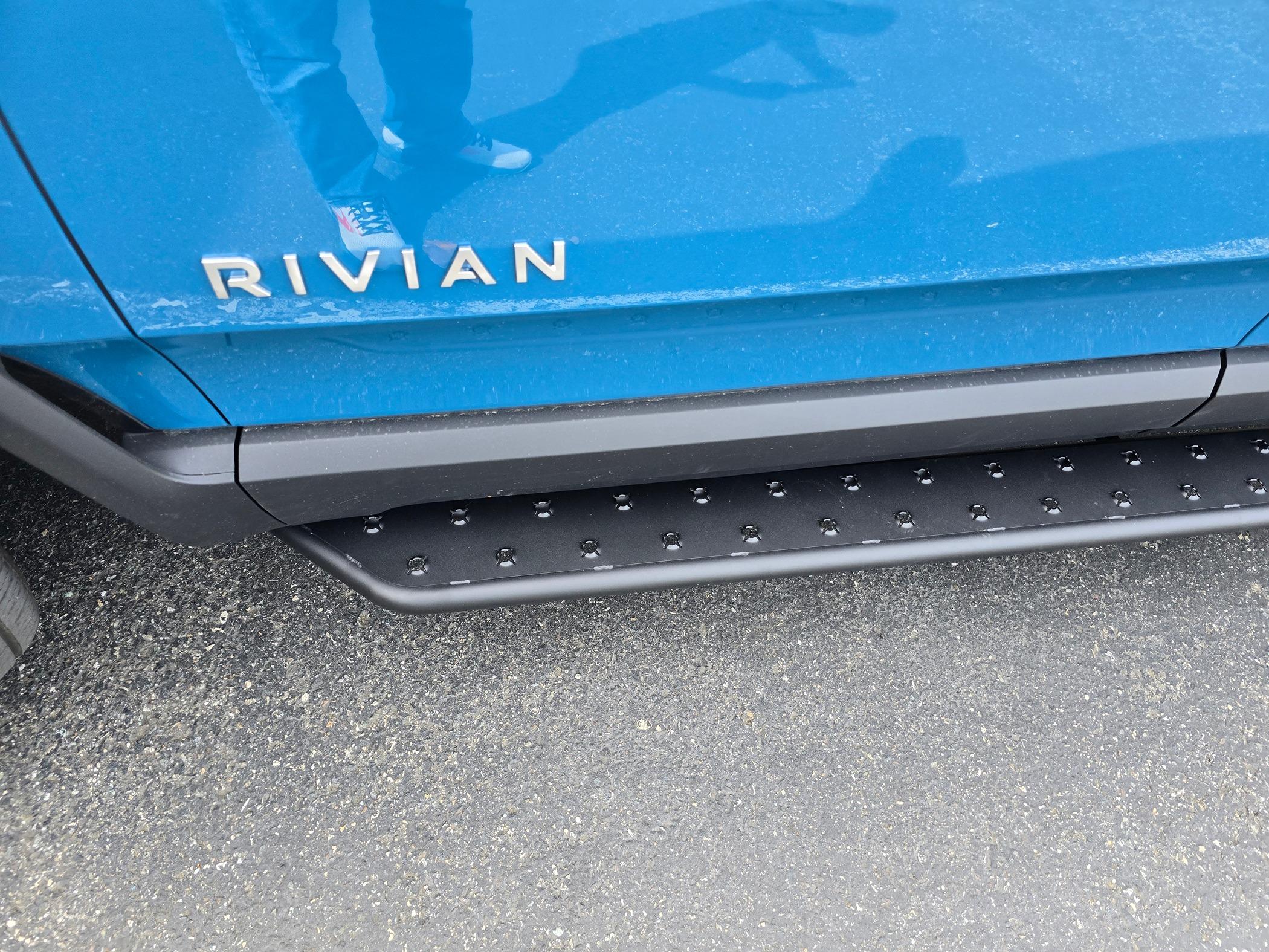 Rivian R1T R1S R1S running boards recommendations? 20240410_150927
