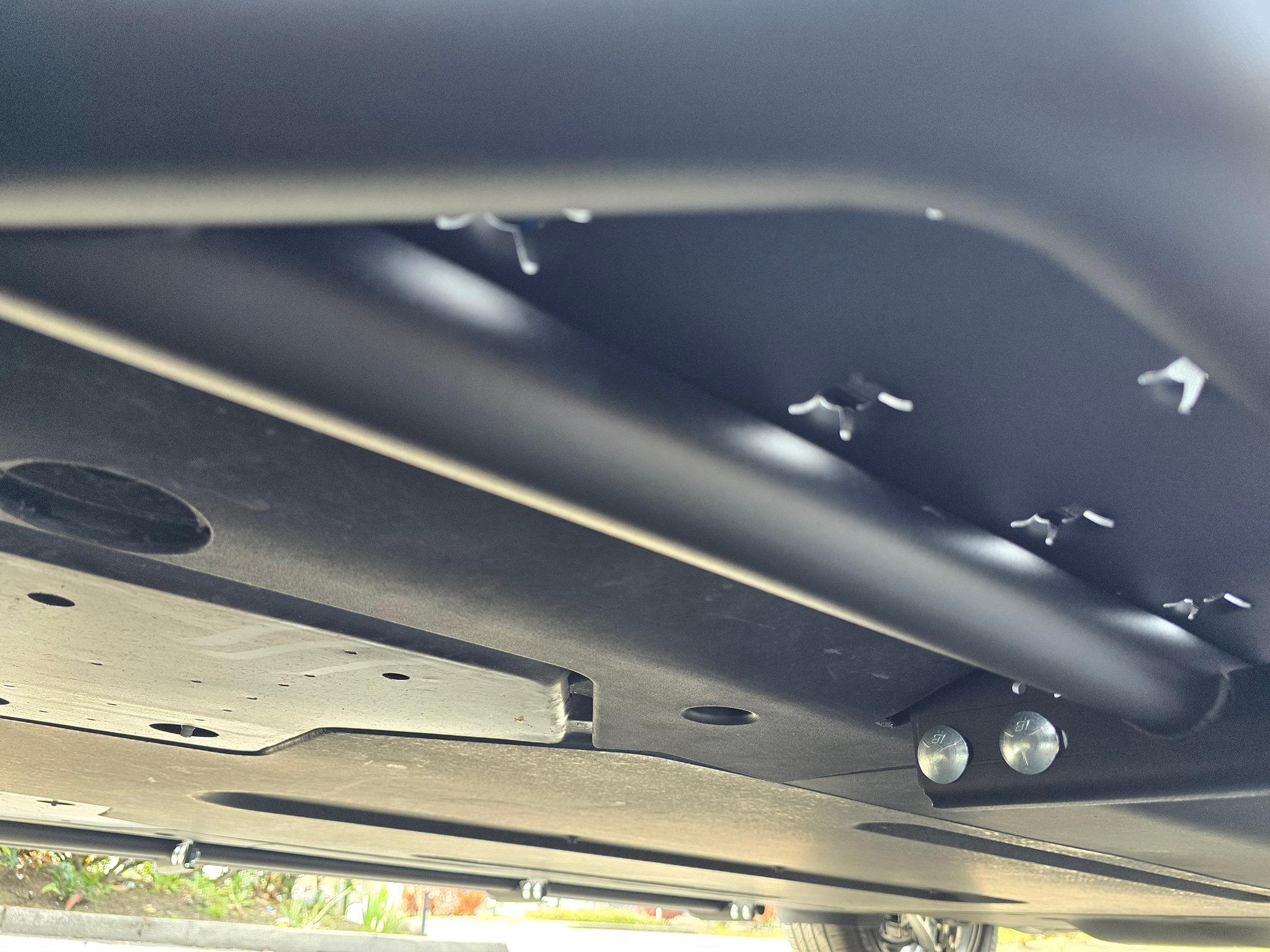 Rivian R1T R1S RealWheels EV Stainless Steel Running Boards 20240410_151000