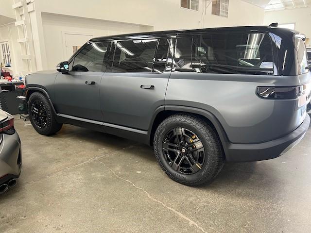 Matte Color Rivian Matte wrap gang! Let's see photos of your matte Rivian R1T & R1S | Page ...
