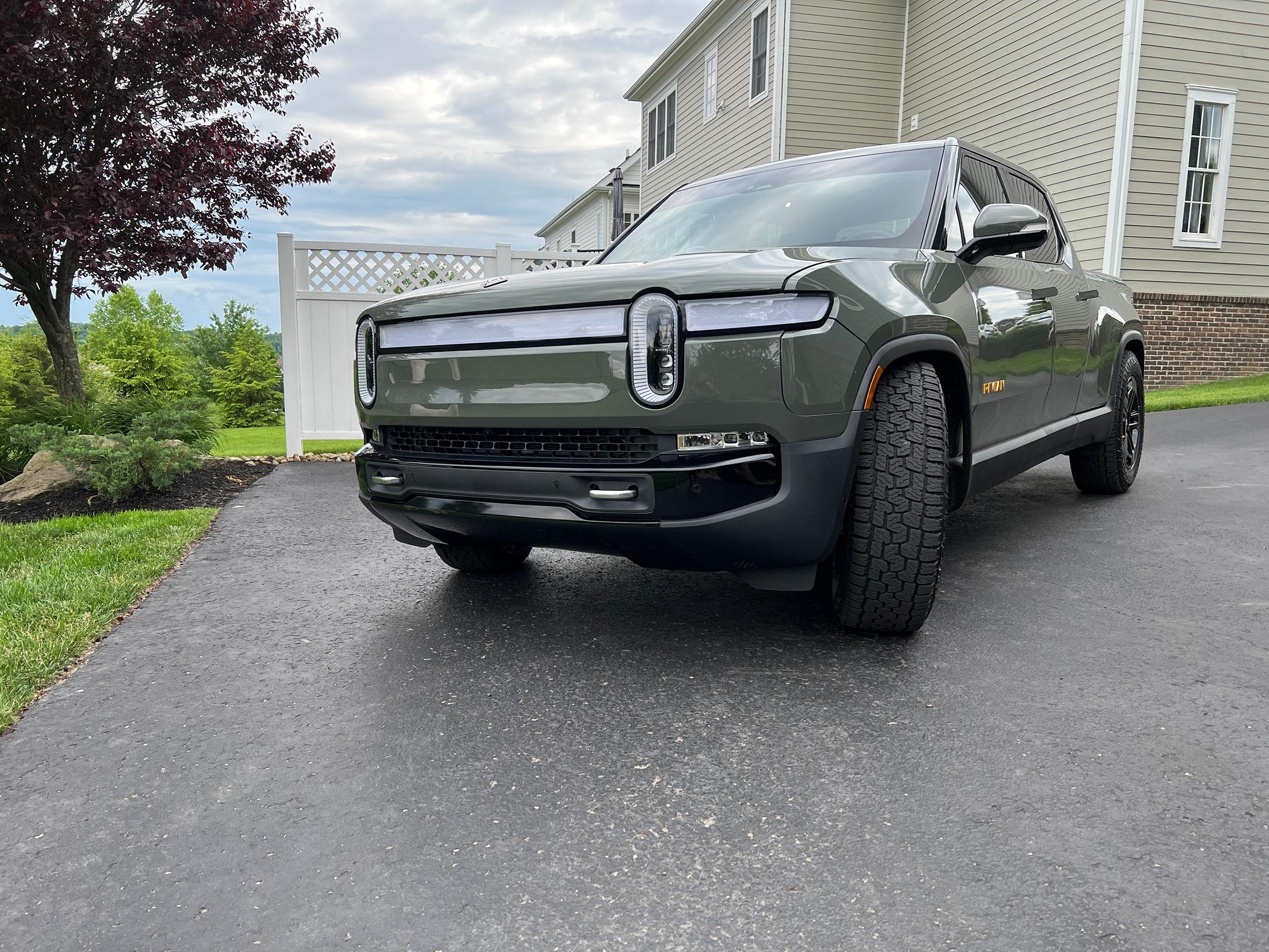 Rivian R1T R1S Seattle-area R1T bumper chrome delete? IMG_0374.JPG