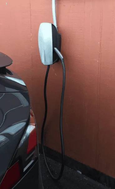 Rivian R1T R1S Camping and sleeping in the R1S - a success story 1712943602611-dx