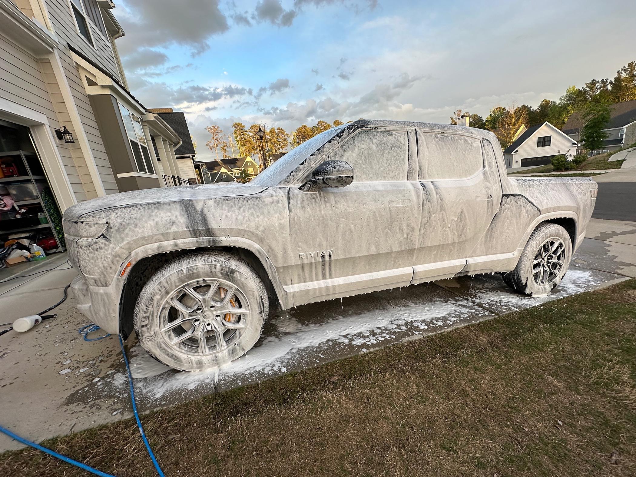 Rivian R1T R1S Foam Cannon Dialed! IMG_1513