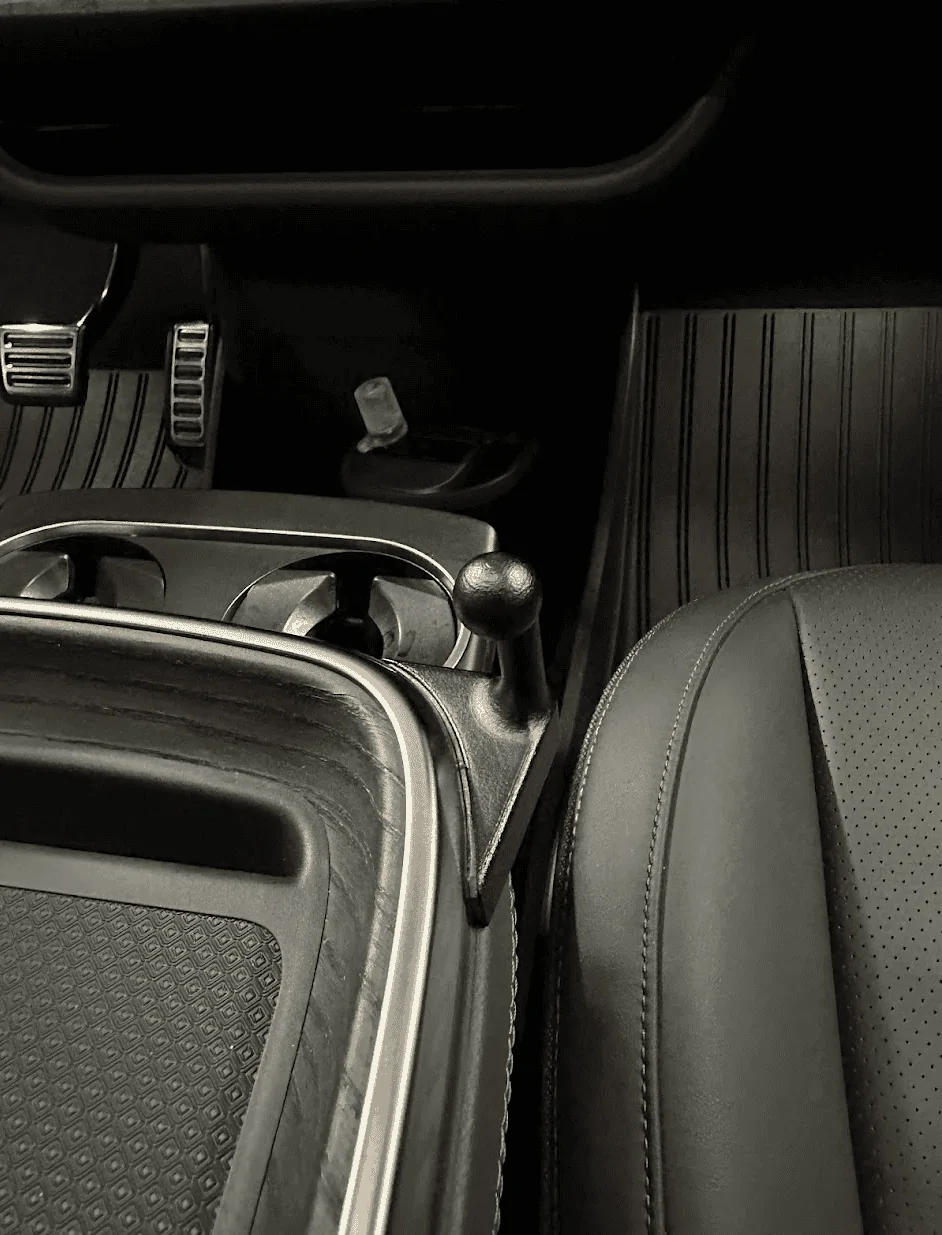 Rivian R1T R1S Center Console Phone Mount - 3D Print STL File Screenshot 2024-04-07 104410