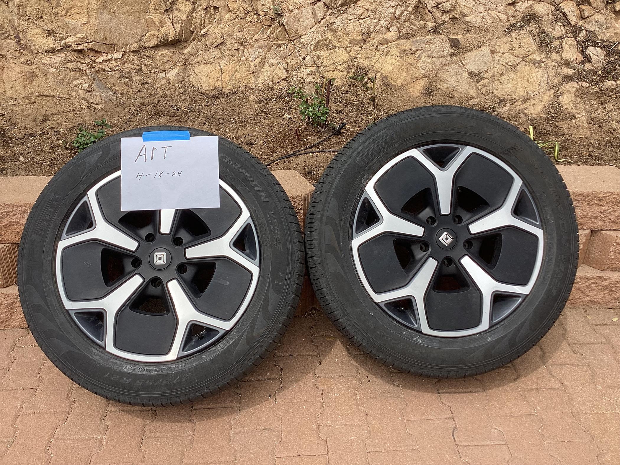 Rivian R1T R1S 21” Tires & Wheels $700 IMG_0174