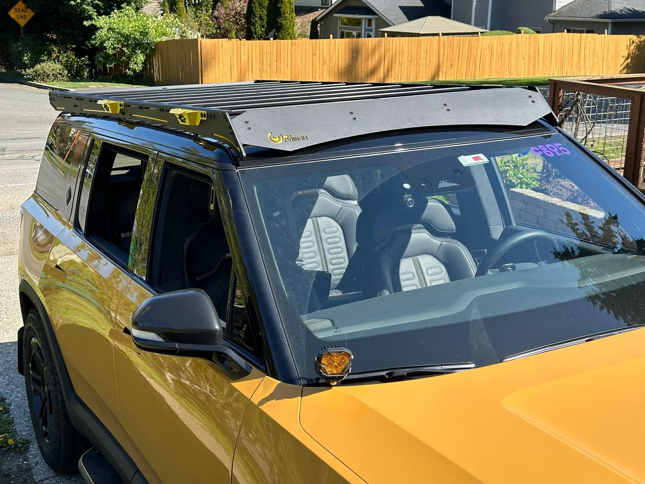Rivian R1T R1S ? COMPASS YELLOW R1S  Photos IMG_4709