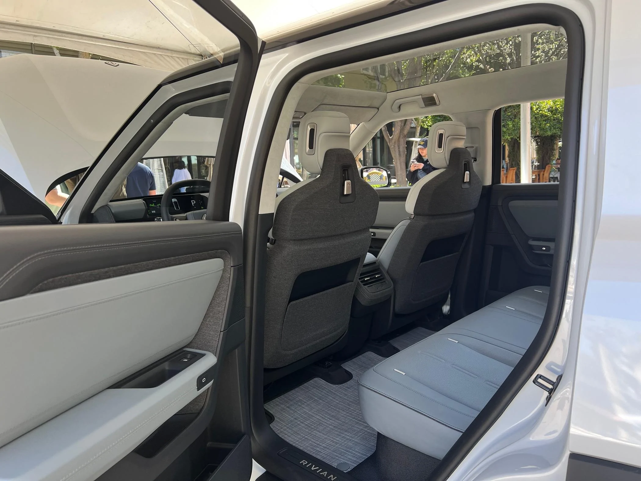Rivian R1T R1S R2 and R3X visit San Jose (photos, reactions, tire sizes) IMG_5464