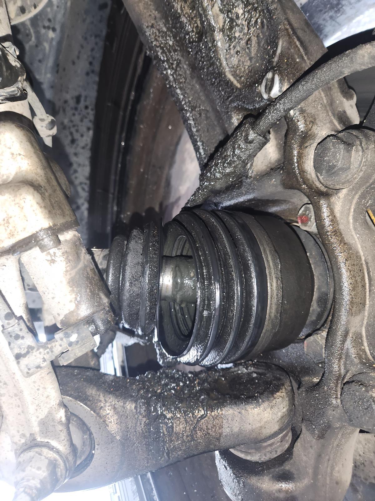 Rivian R1T R1S Brake Failure and Axle Boot Tear 20240421_082048