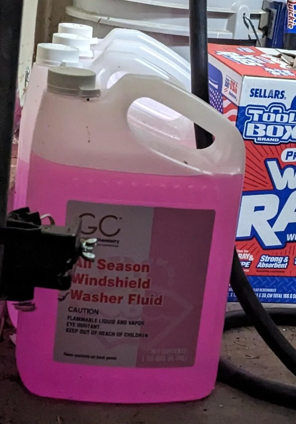 Rivian R1T R1S Which Windshield Washer Fluid? 1000009881