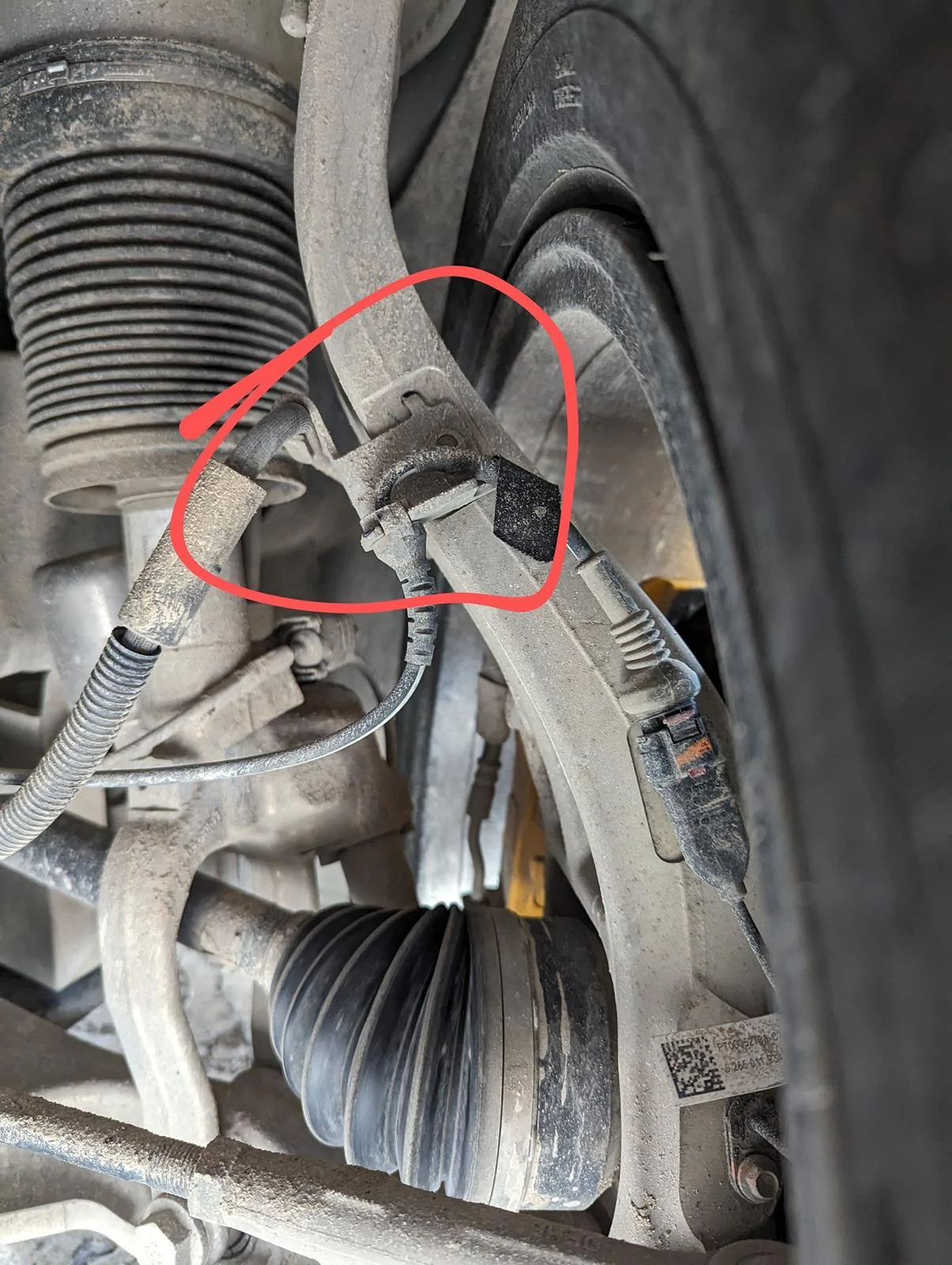Rivian R1T R1S Brake Failure and Axle Boot Tear 1000003124