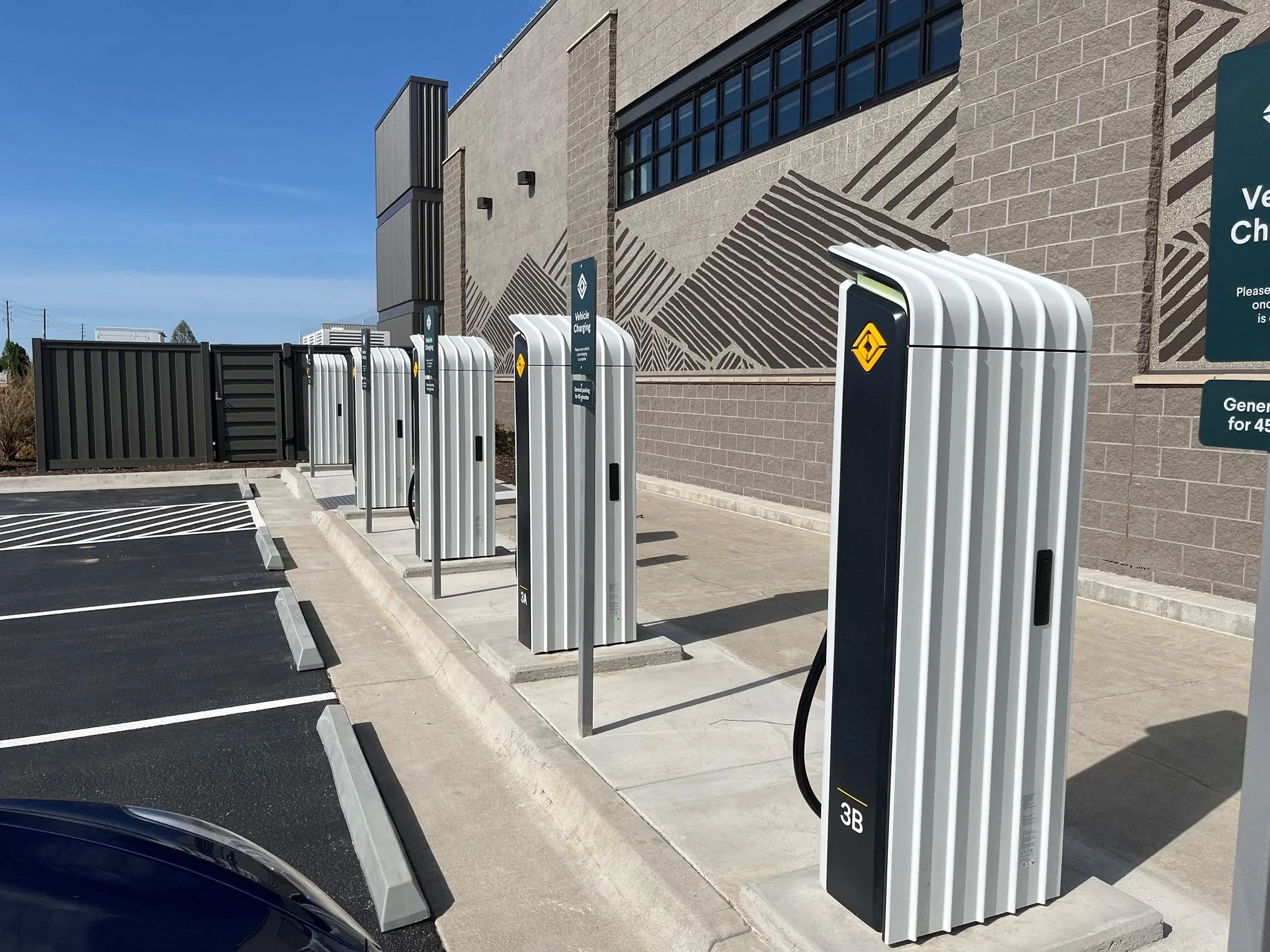 Rivian R1T R1S RAN Rivian Charging Stations Locations Map via Google Maps IMG_3120