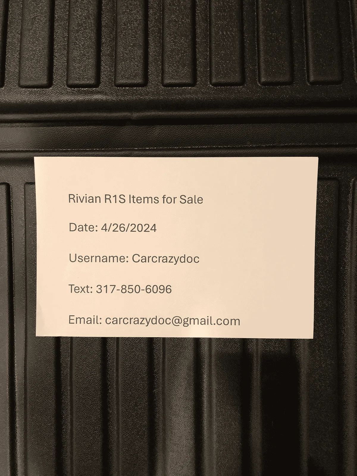 Rivian R1T R1S FS: Liner X cargo liner tempImageIDeoWY
