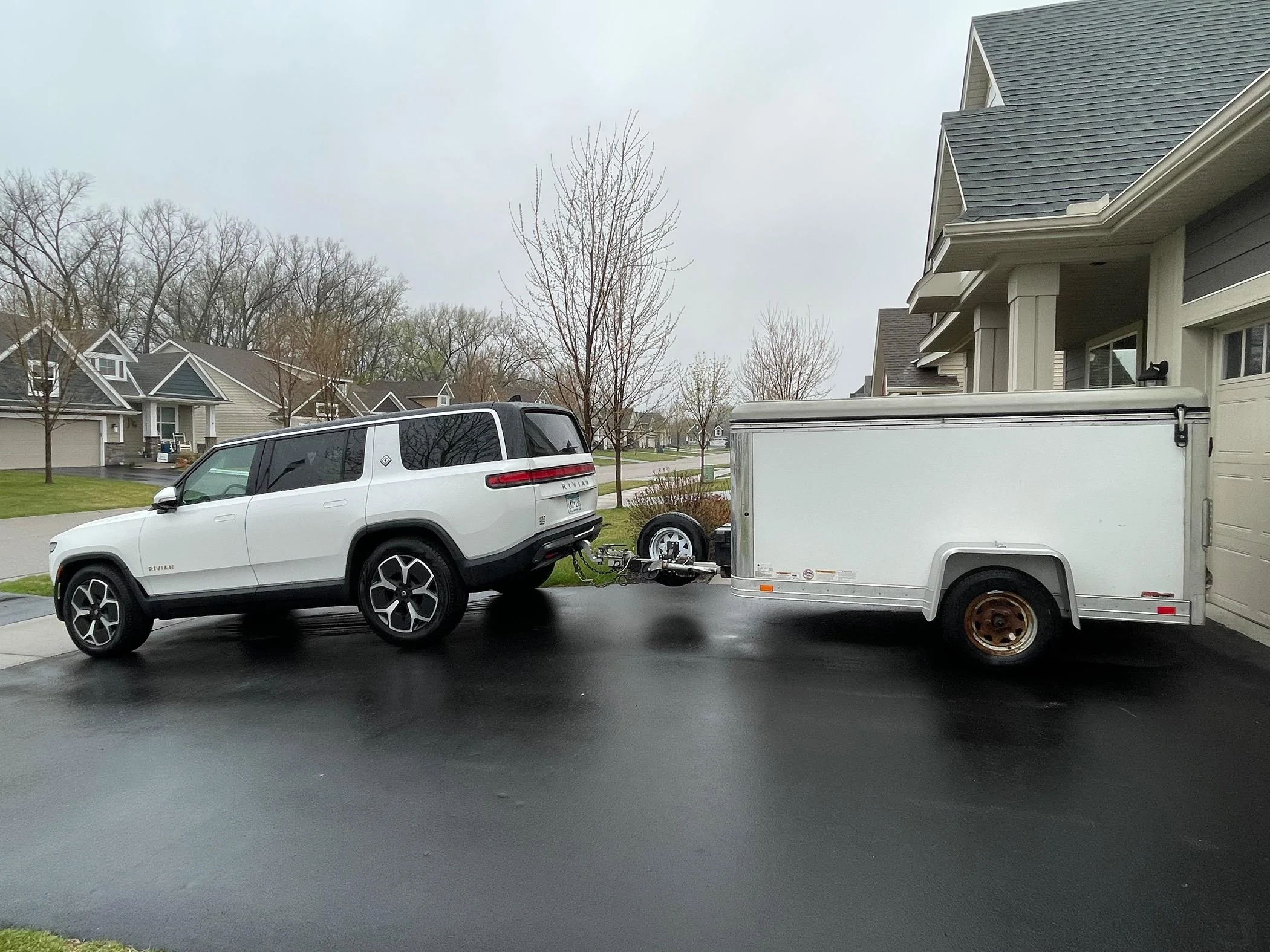 Rivian R1T R1S The new towing updates work great! IMG_8827