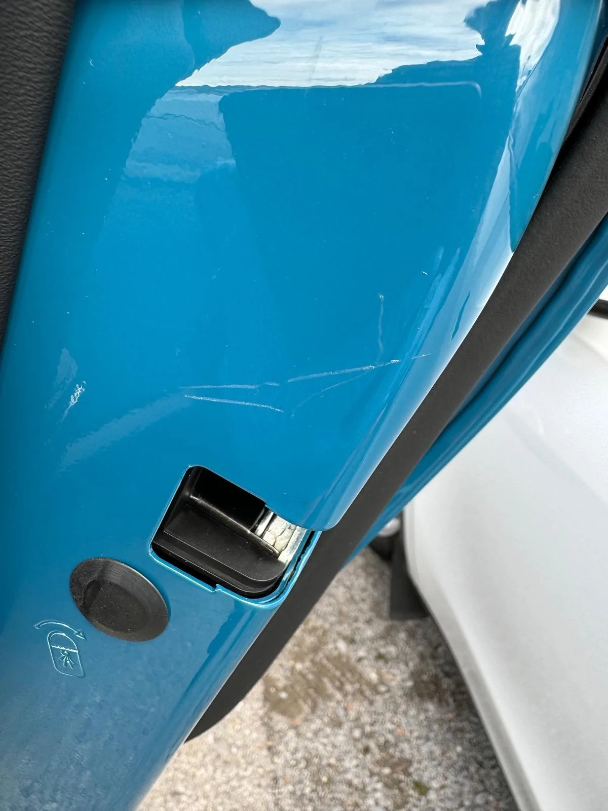 Rivian R1T R1S Dents/Scratches on Delivery plus failed PDR IMG_1983