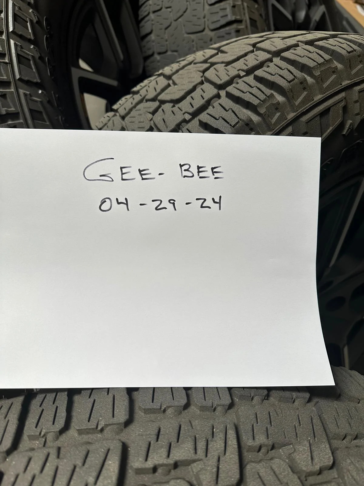 Rivian R1T R1S Set Five 20” AT IMG_4678