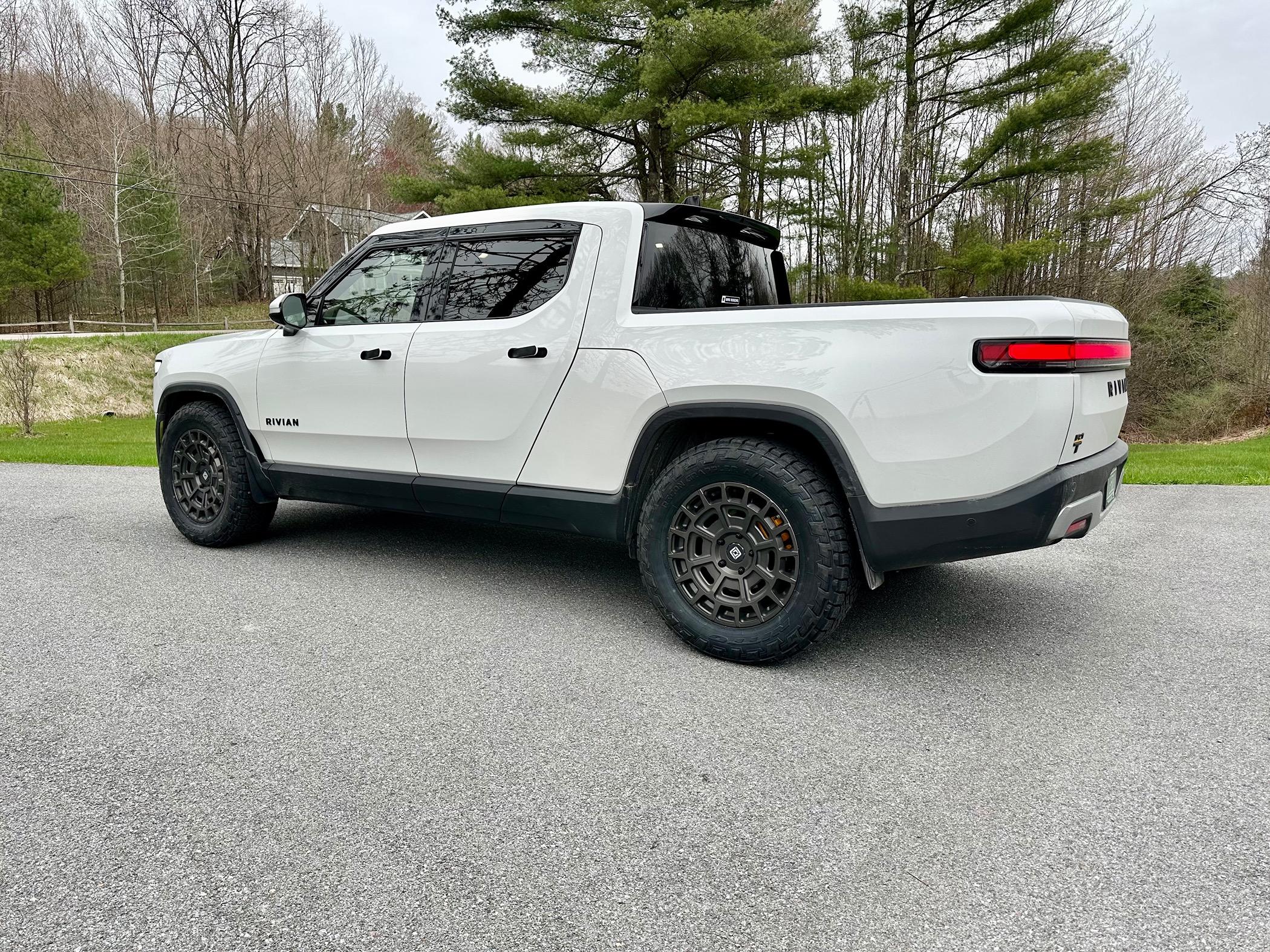 Rivian R1T R1S 20" Nitto Recon Grappler AT tires 25% more efficient than Pirelli OEM AT! The holy grail! IMG_3090