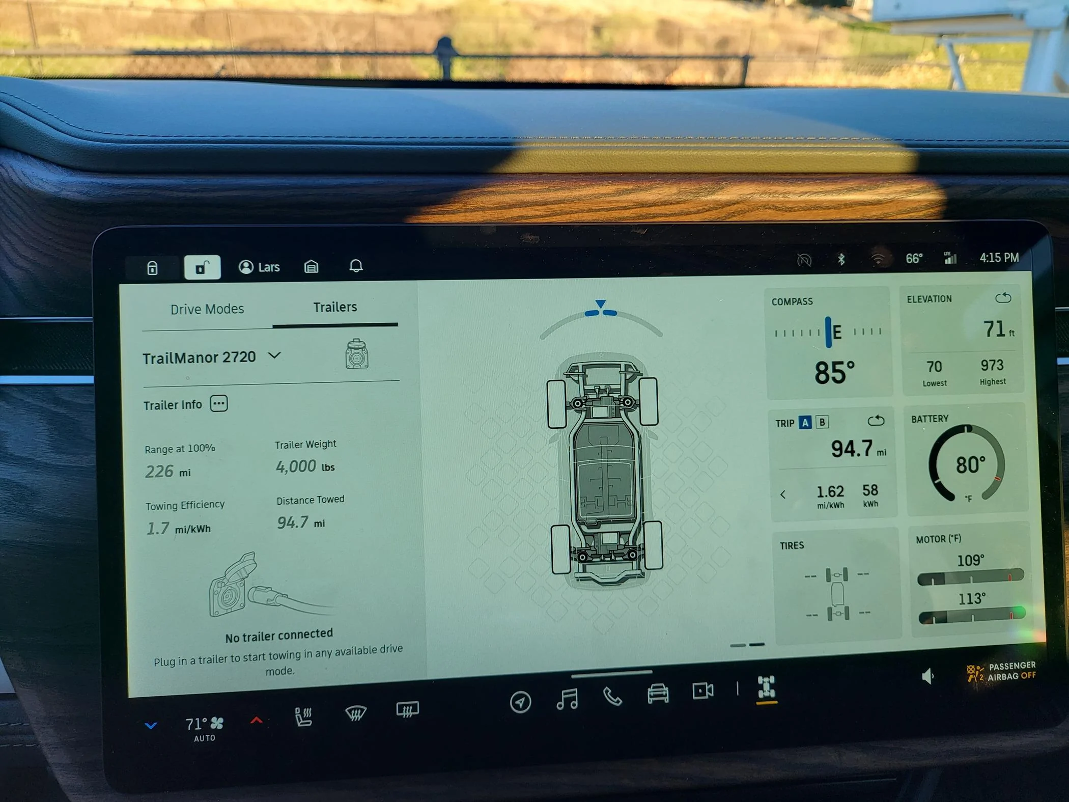 Rivian R1T R1S First Test Review: 2024 R1T Dual-Motor Performance Max : Is the High-Capacity Battery Worth The Cost? (Motortrend) 2024-01-04 16.15.17