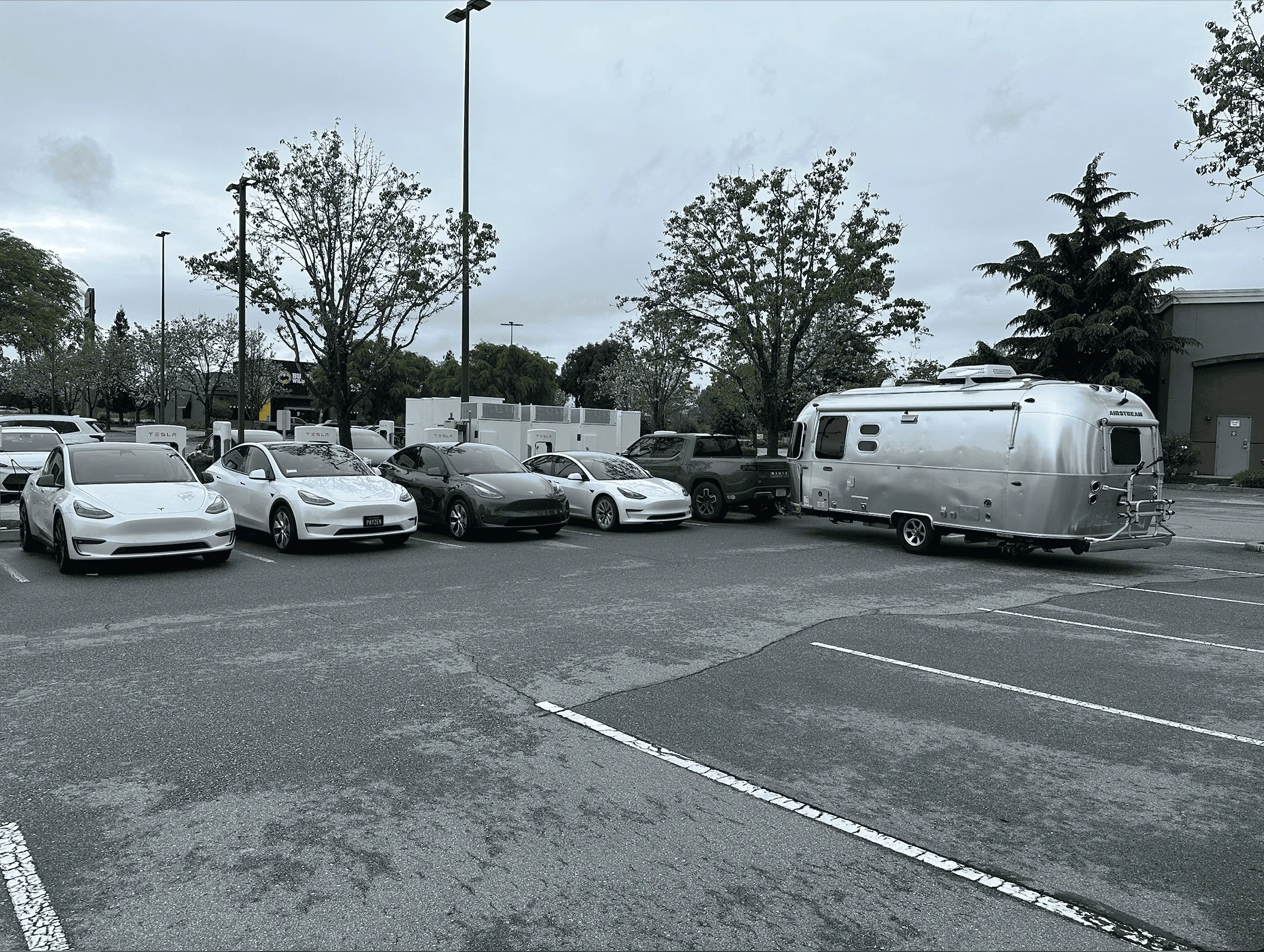 Rivian R1T R1S First Experience pulling the Airstream Trade Wind with R1T 1714920525528-0c