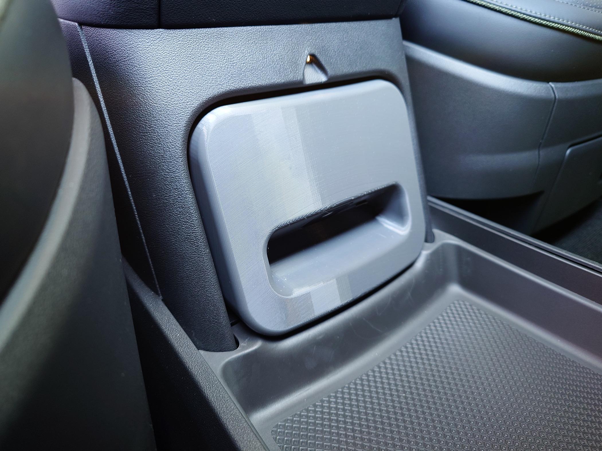 Rivian R1T R1S Console Vault locking_drawer.JPG