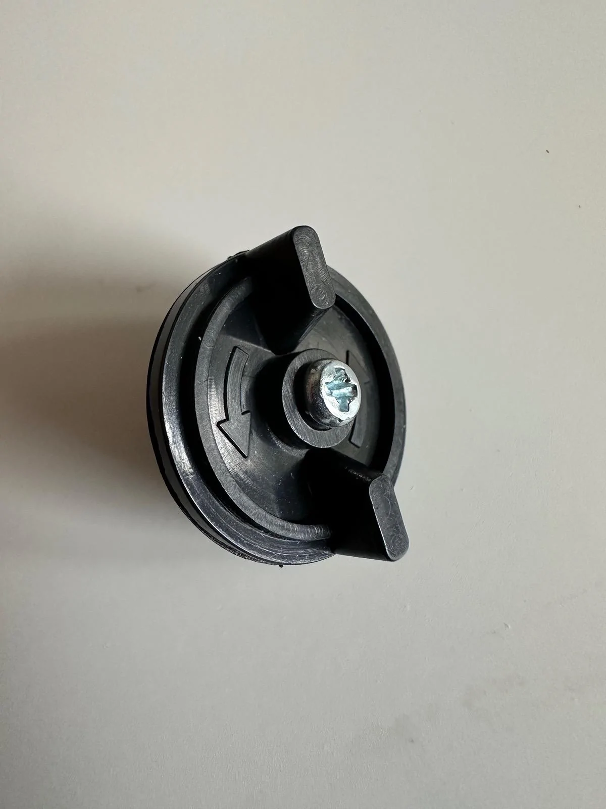 Rivian R1T R1S What is this? IMG_3378