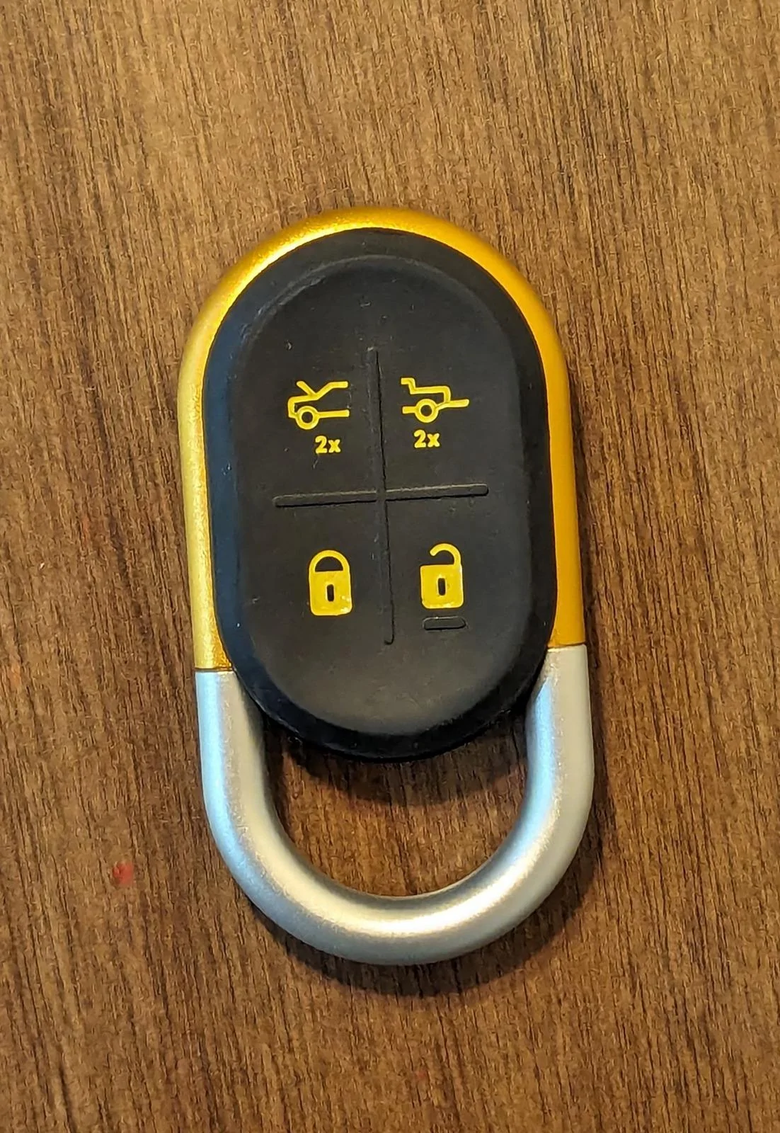 Rivian R1T R1S Painted / Colored Key Fob Buttons... so simple, HUGE difference. RJ take notes pls. 1000018133