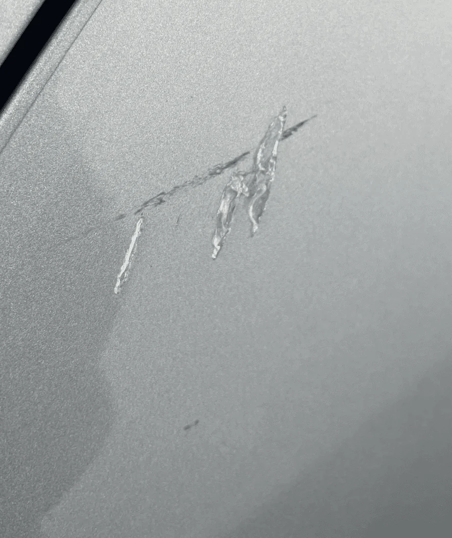 Rivian R1T R1S [Factory PPF damaged] Rivian painted our vehicles with crayons Screenshot 2024-05-10 at 1.27.42 PM