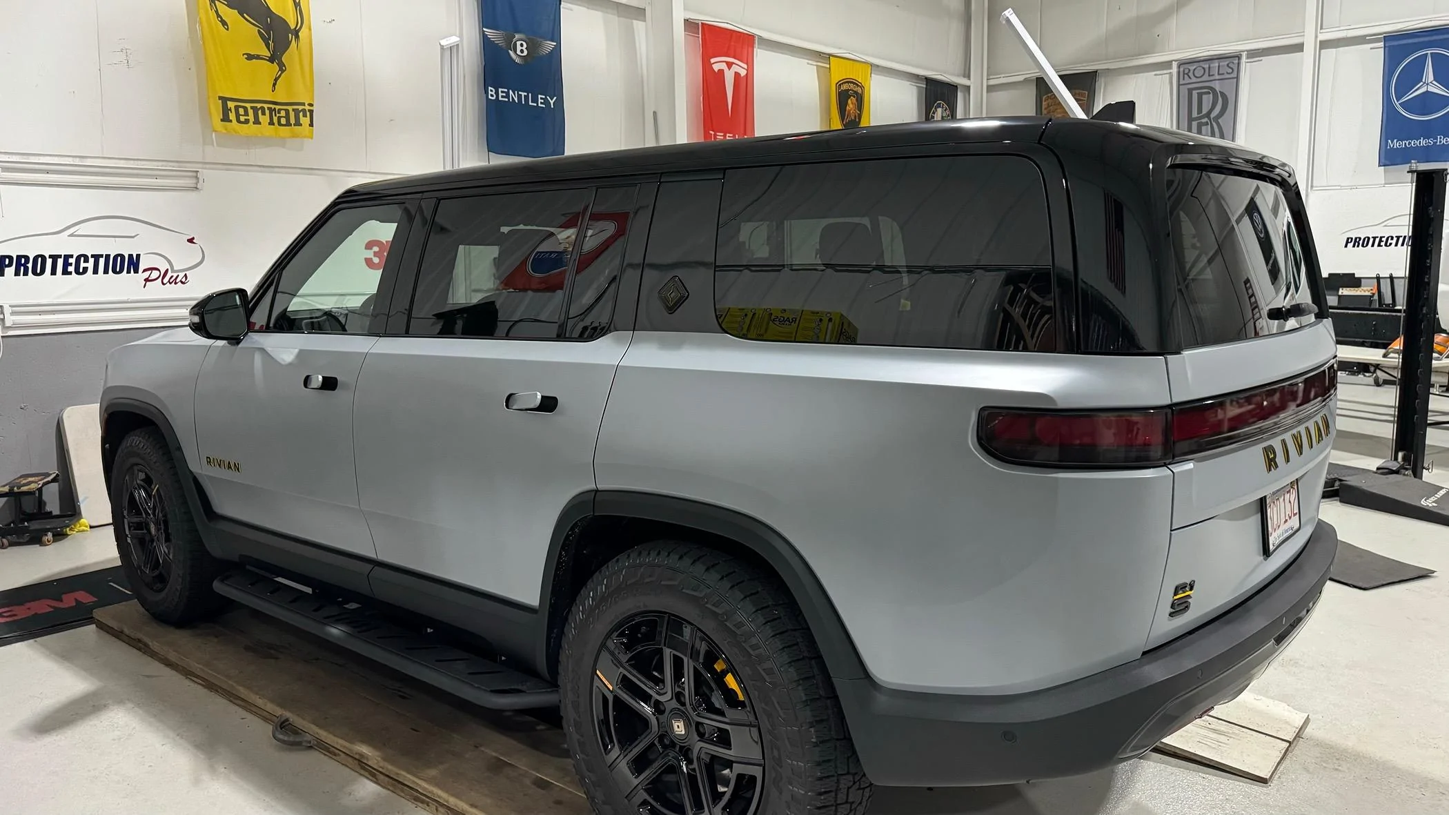 Rivian R1T R1S Matte wrap gang! Let's see photos of your matte Rivian R1T & R1S IMG_7958