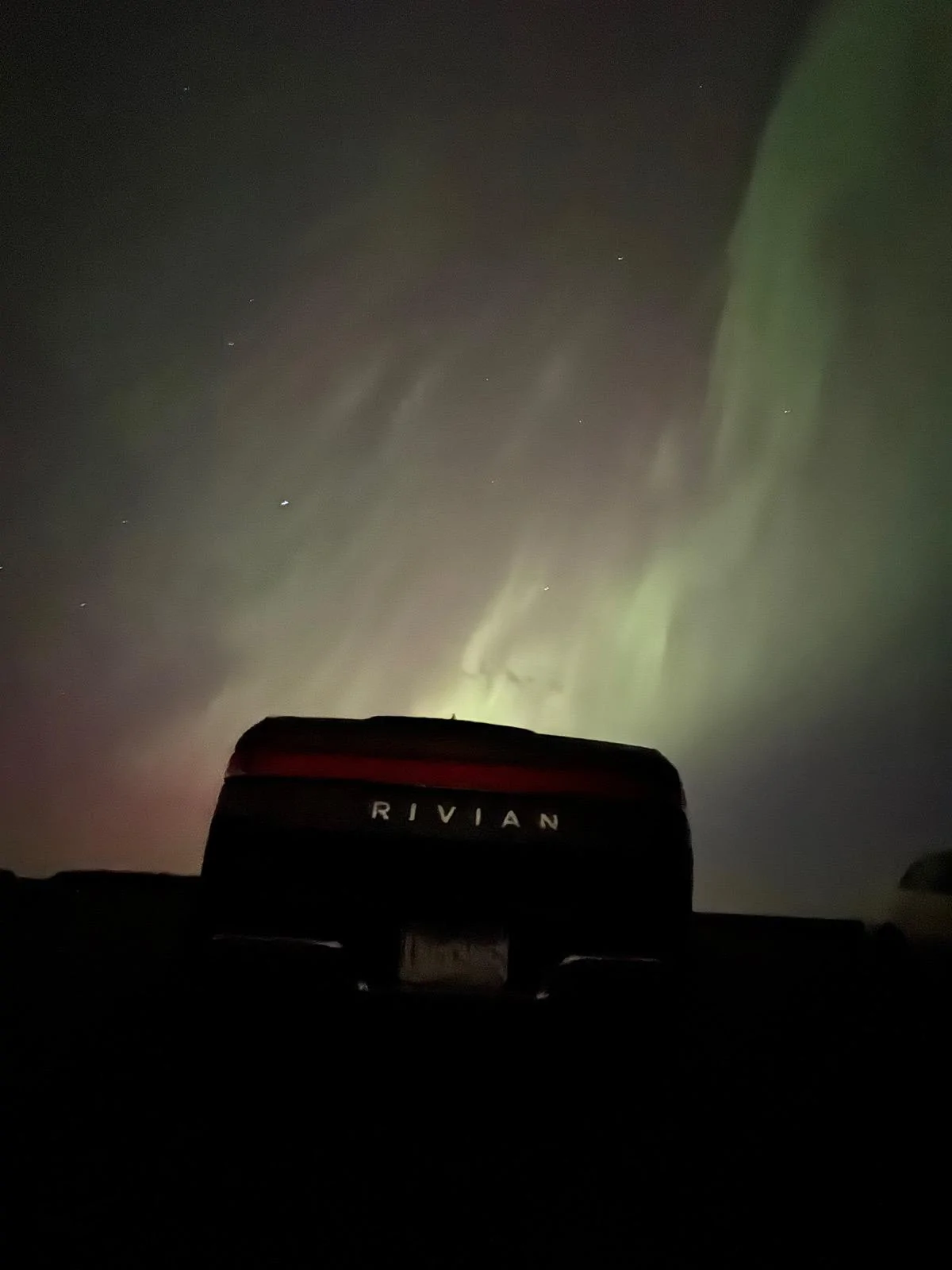 Rivian R1T R1S Aurora Rivian photos - post yours! IMG_6315