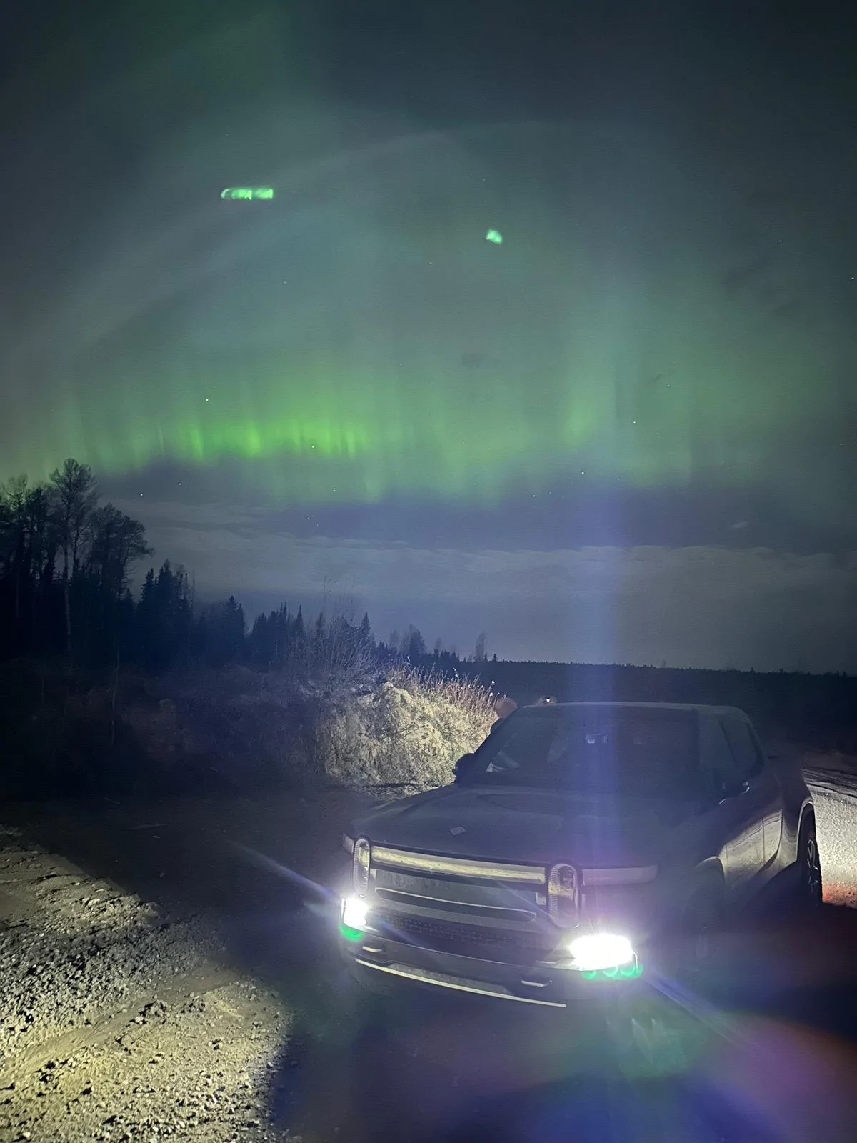 Rivian R1T R1S Aurora Rivian photos - post yours! IMG_4835