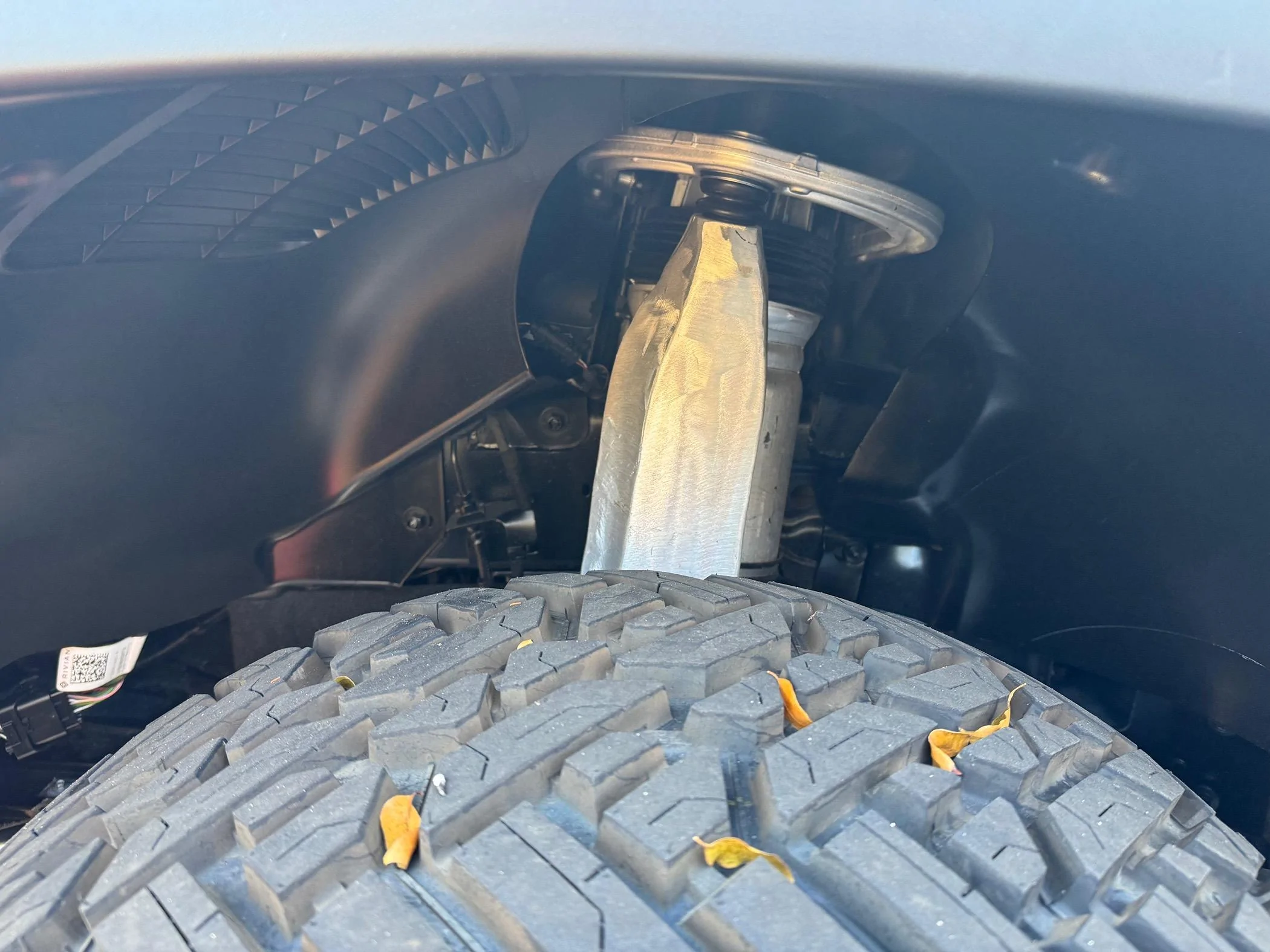 Rivian R1T R1S SoFlo R1S IMG_5033