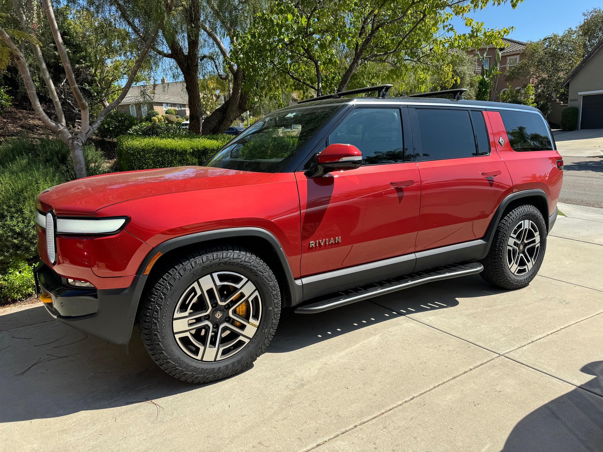Rivian R1T R1S Off-Road Wheeling with Megawatt Rock Sliders on an R1S - A Review IMG_4013