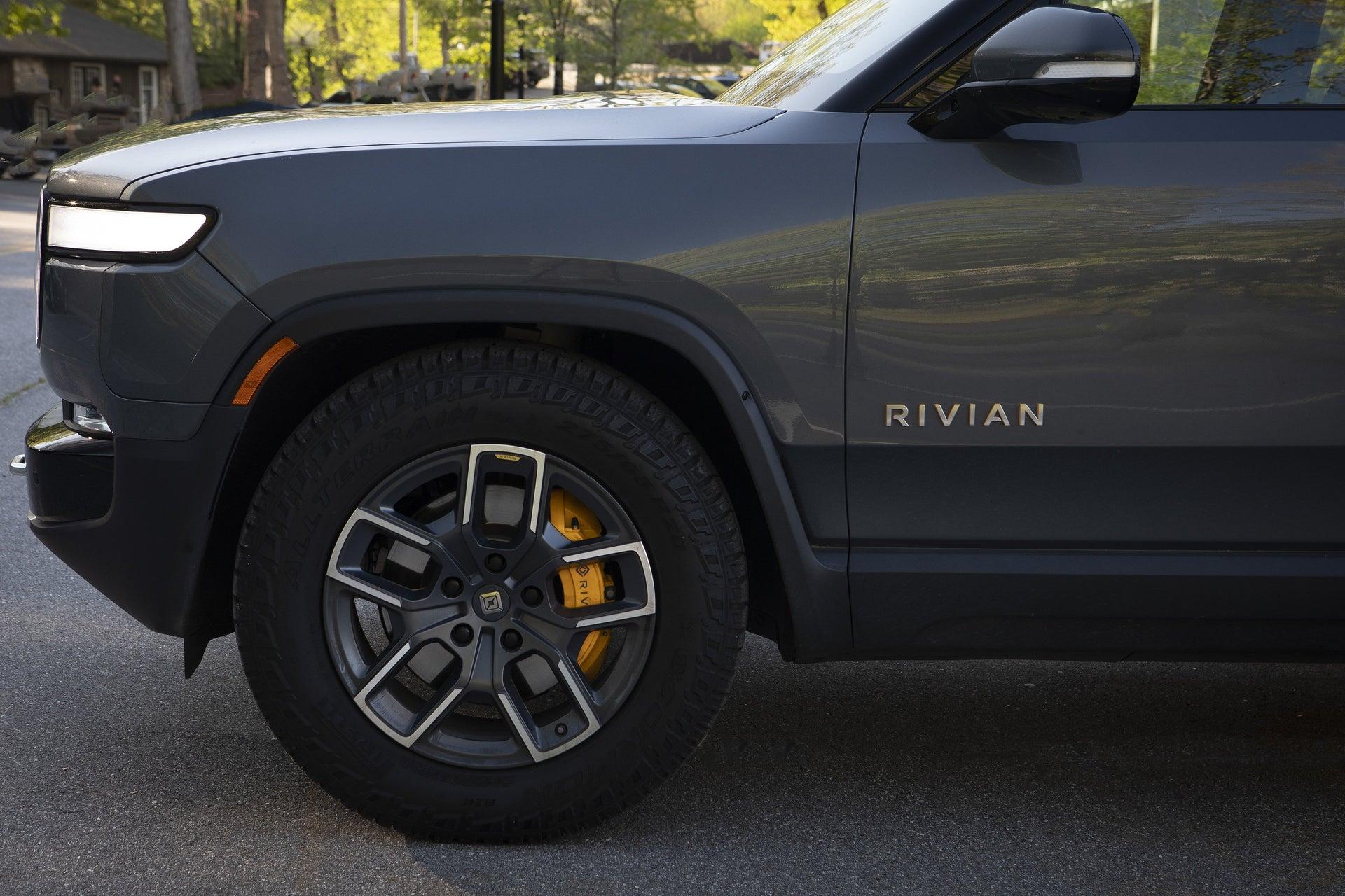 Rivian R1T R1S EAC's RIVIAN Raffle rivian-right-front-9-jpg-